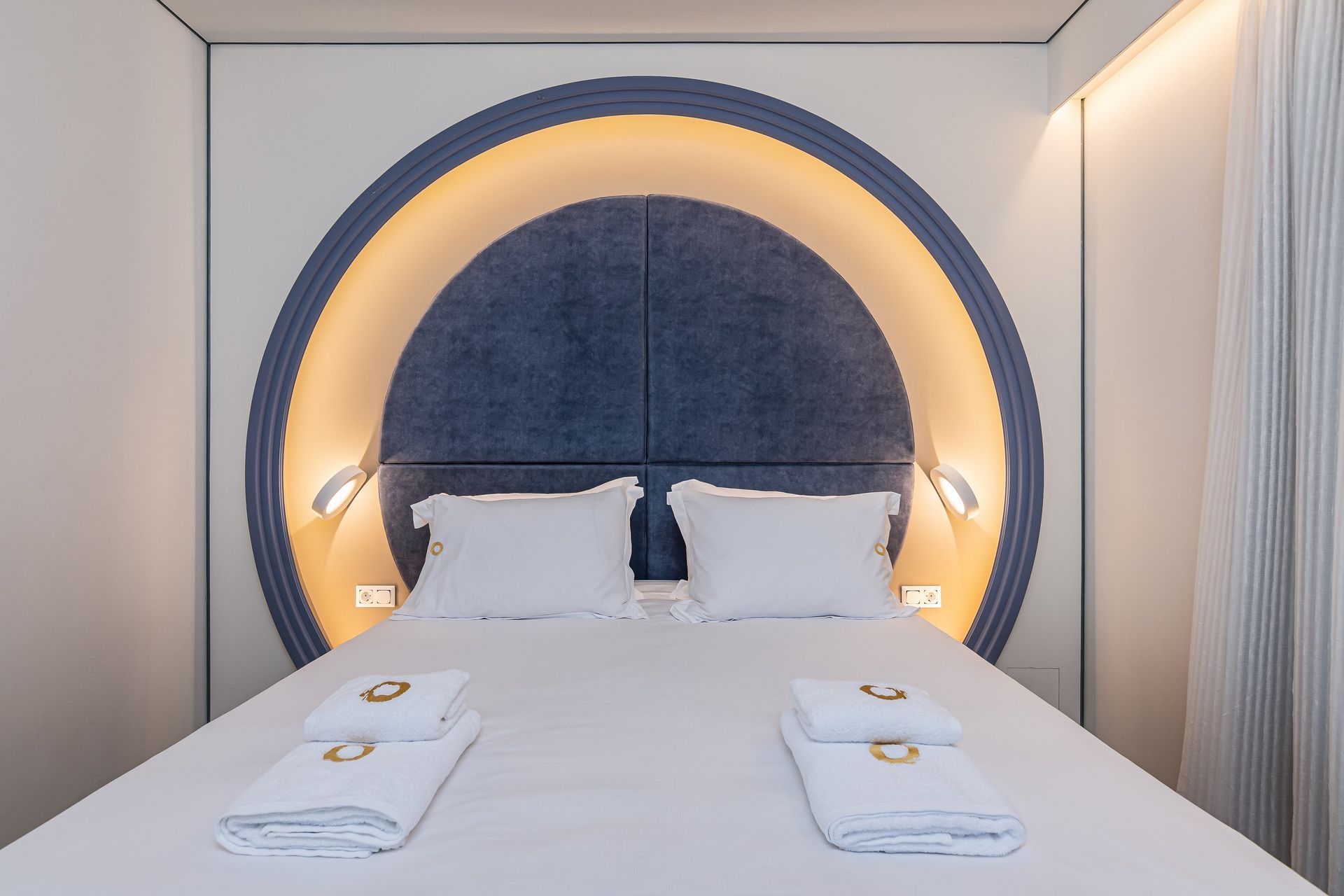 Two Bedroom Sea View Suite with outdoor hot tub