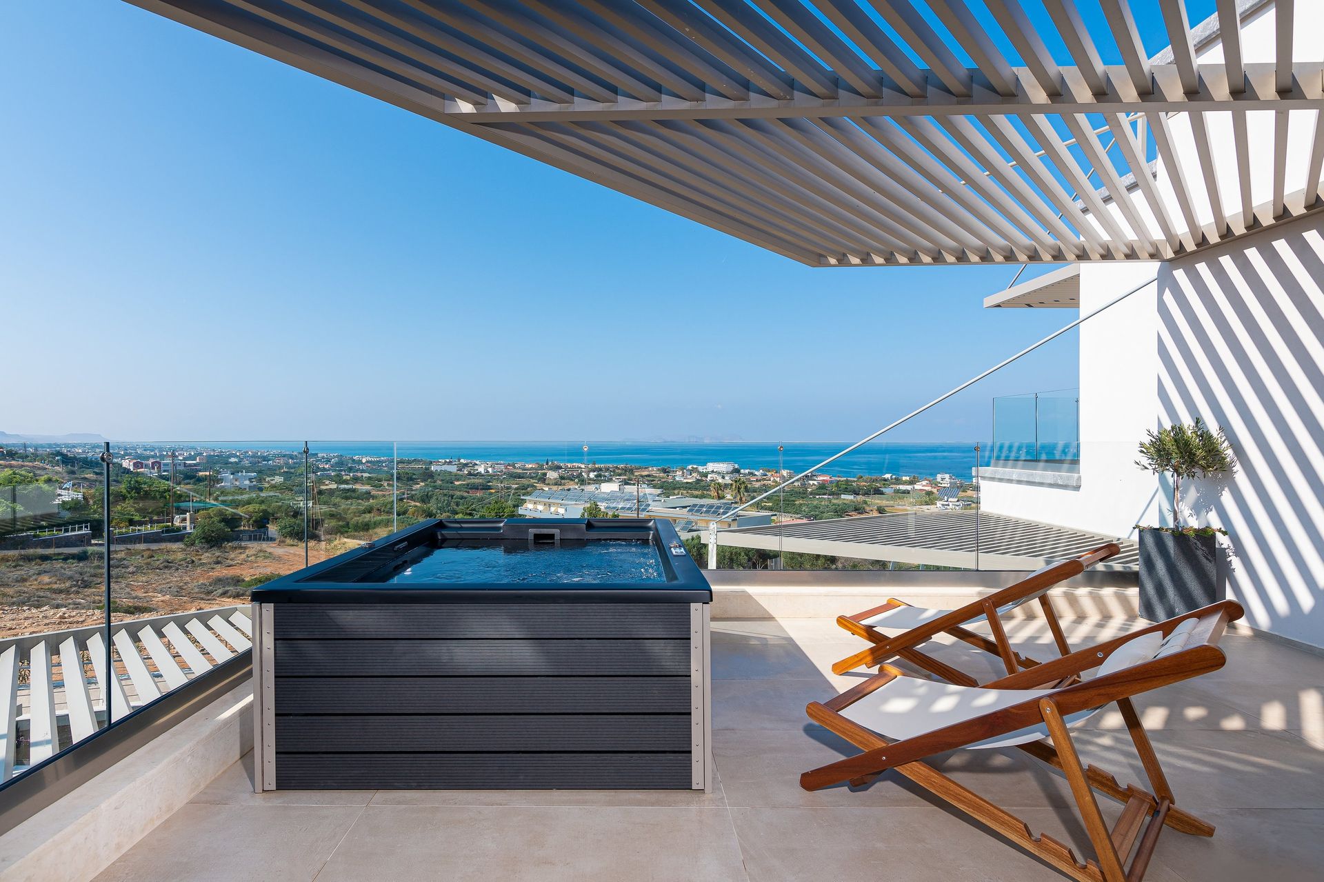 Two Bedroom Sea View Suite with outdoor hot tub