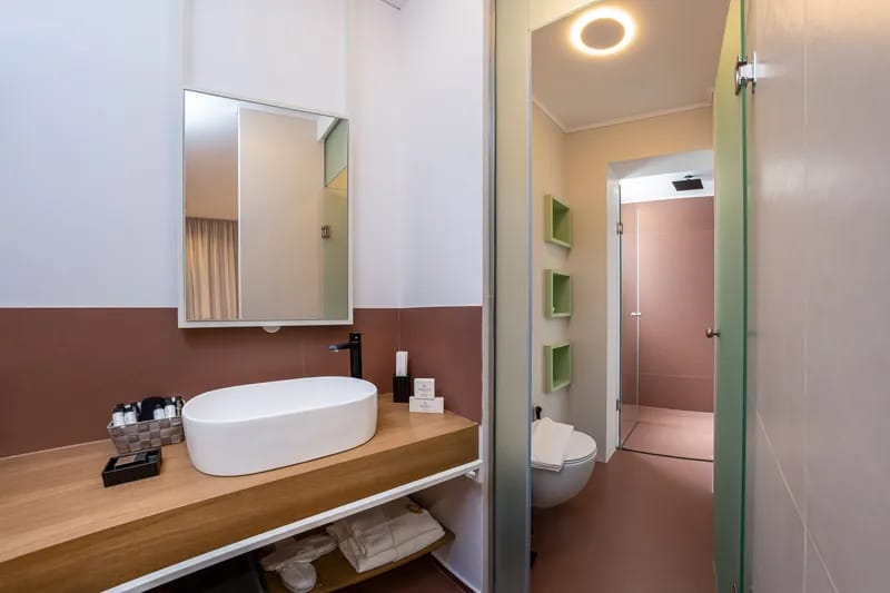 Two Bedroom Sea View Suite with outdoor hot tub