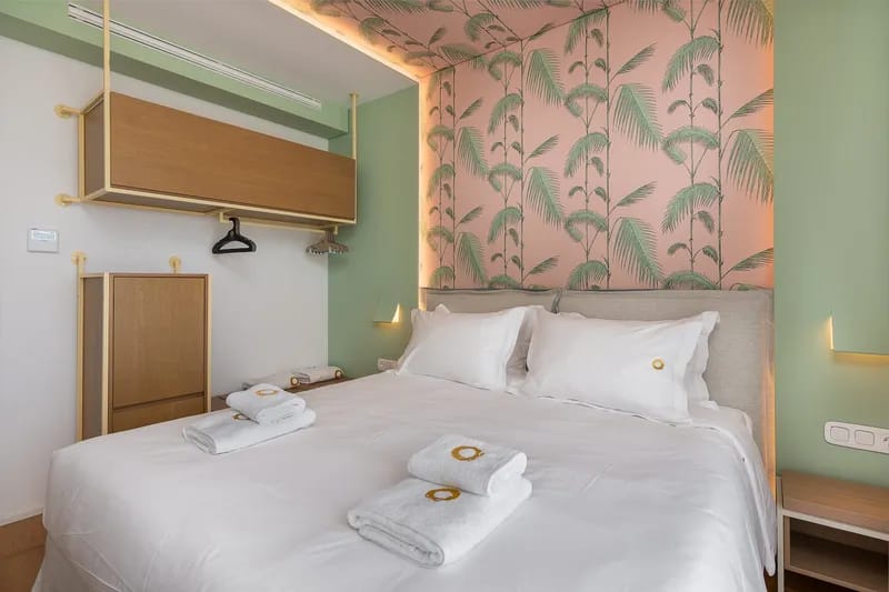 Two Bedroom Sea View Suite with outdoor hot tub