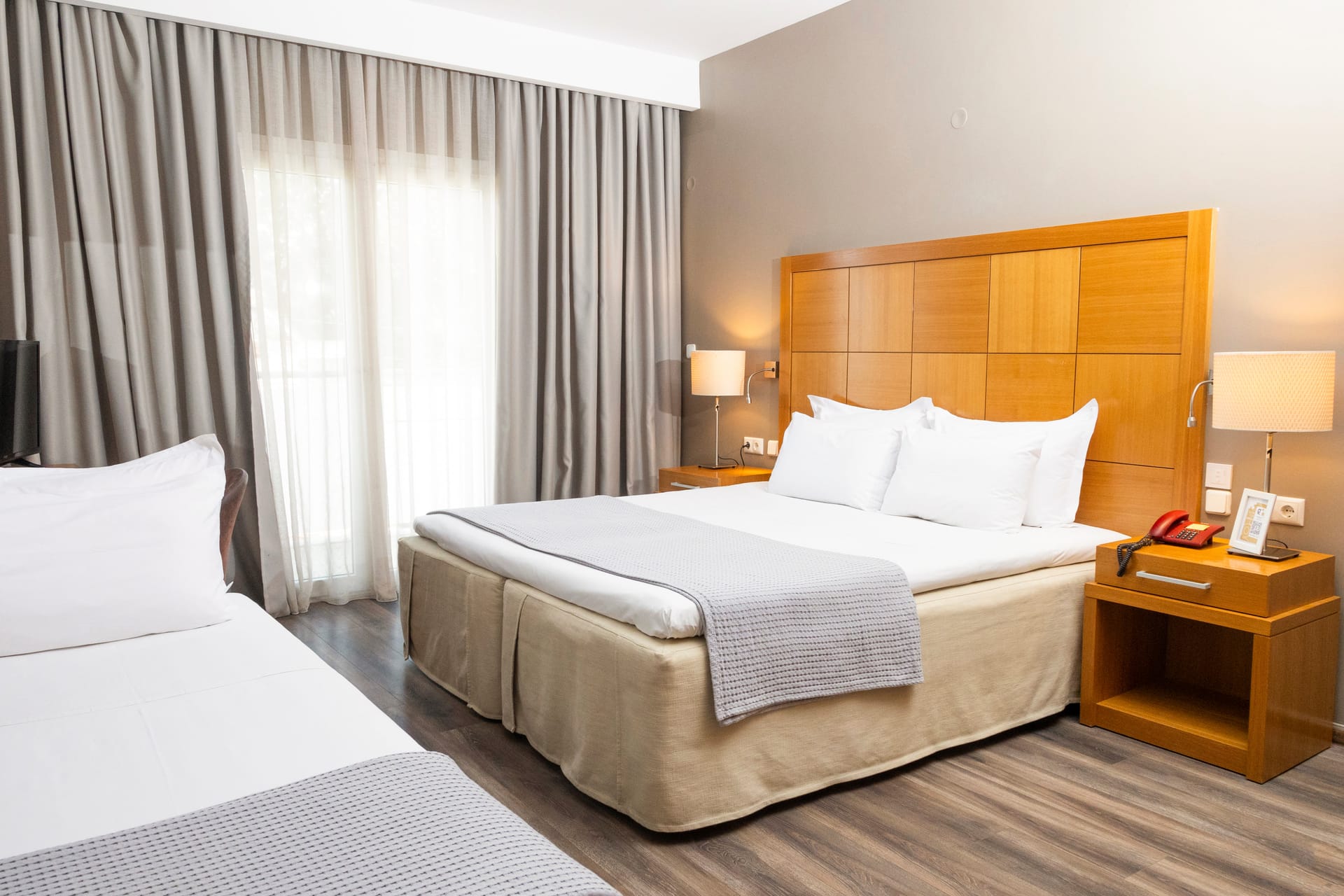 FAMILY room COCO-MAT with partial sea view