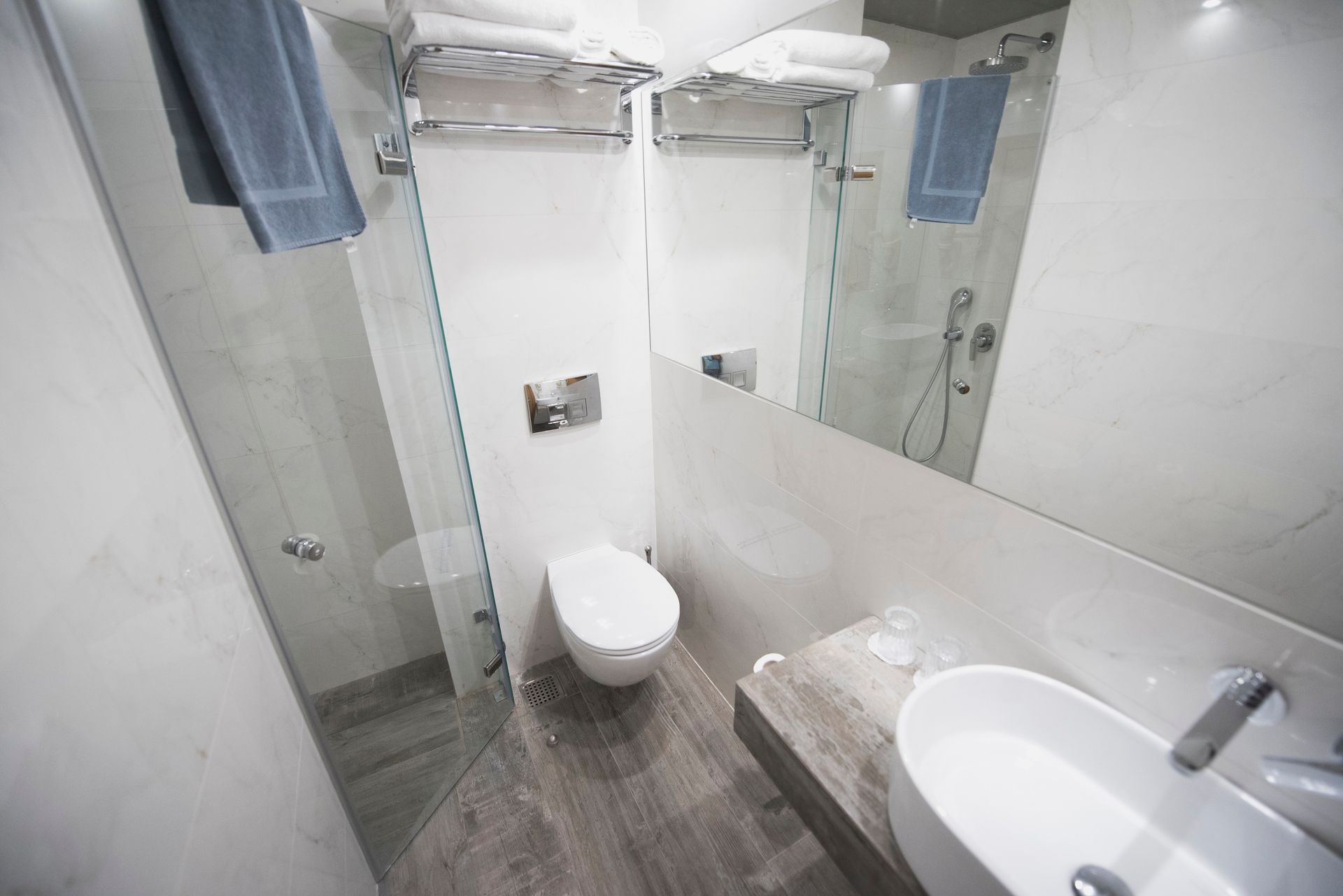 FAMILY room COCO-MAT with partial sea view