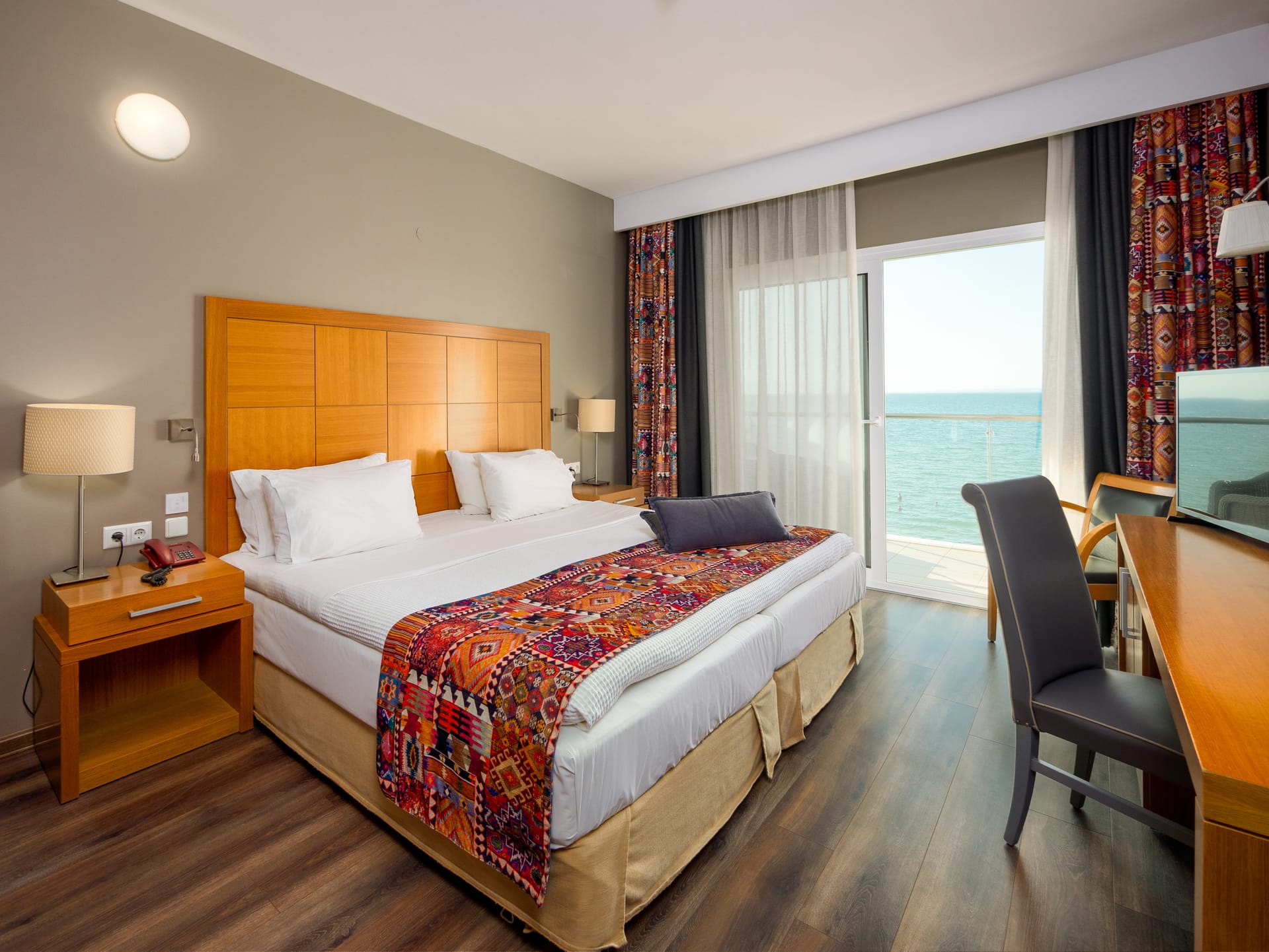 NEREID room COCO-MAT with front sea view