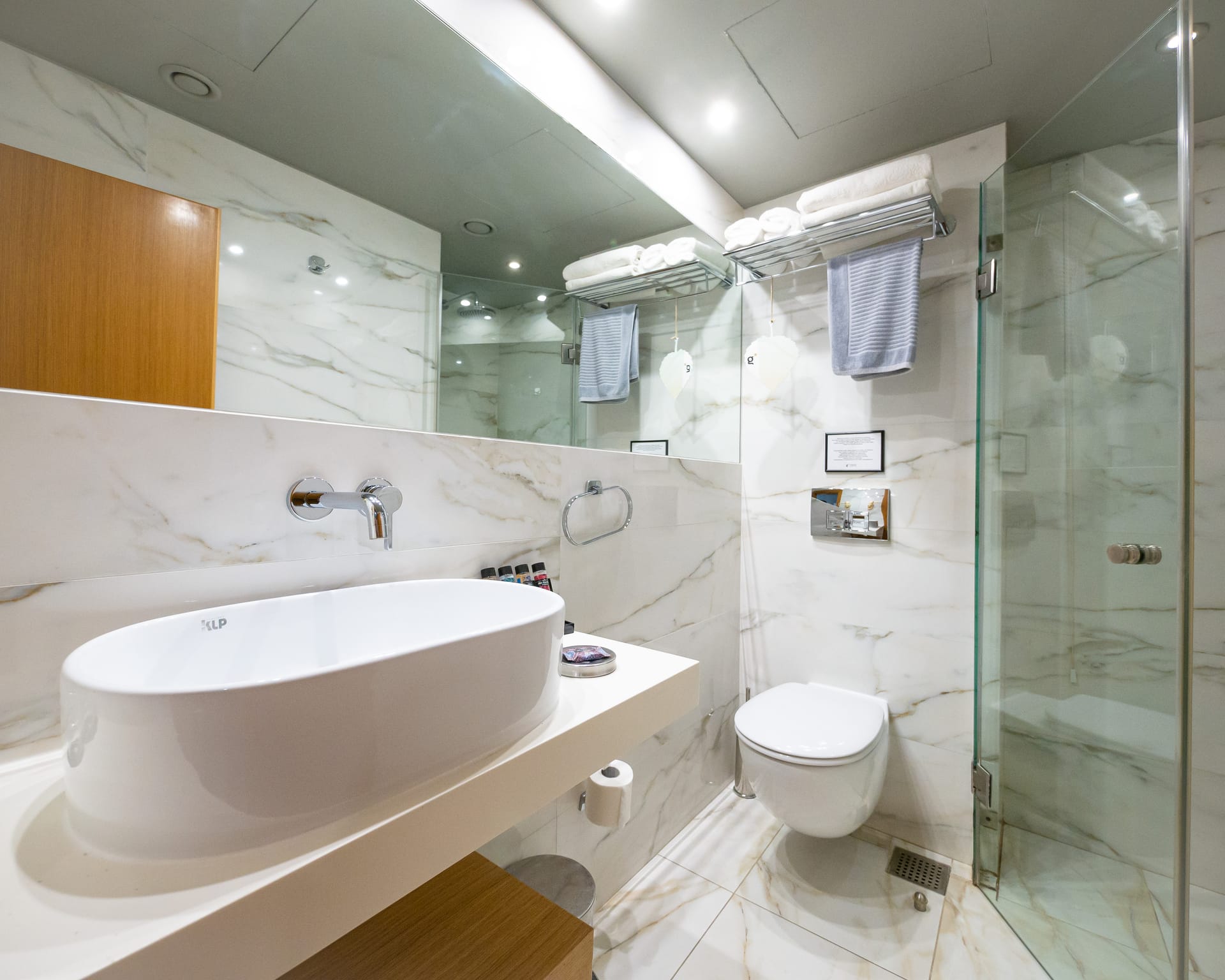 NEREID room COCO-MAT with front sea view