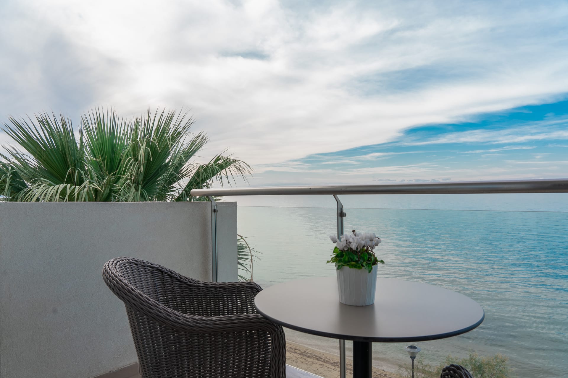 NEREID room COCO-MAT with front sea view