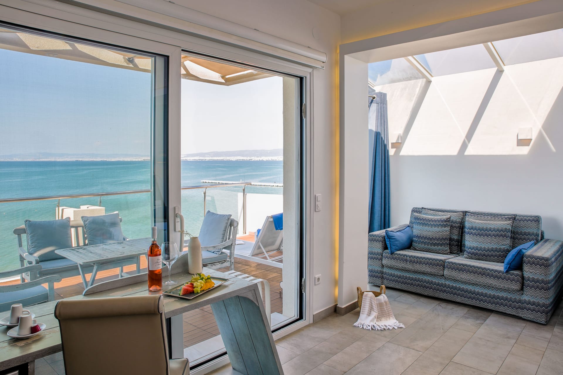 AEOLUS suite COCO-MAT with panoramic sea view