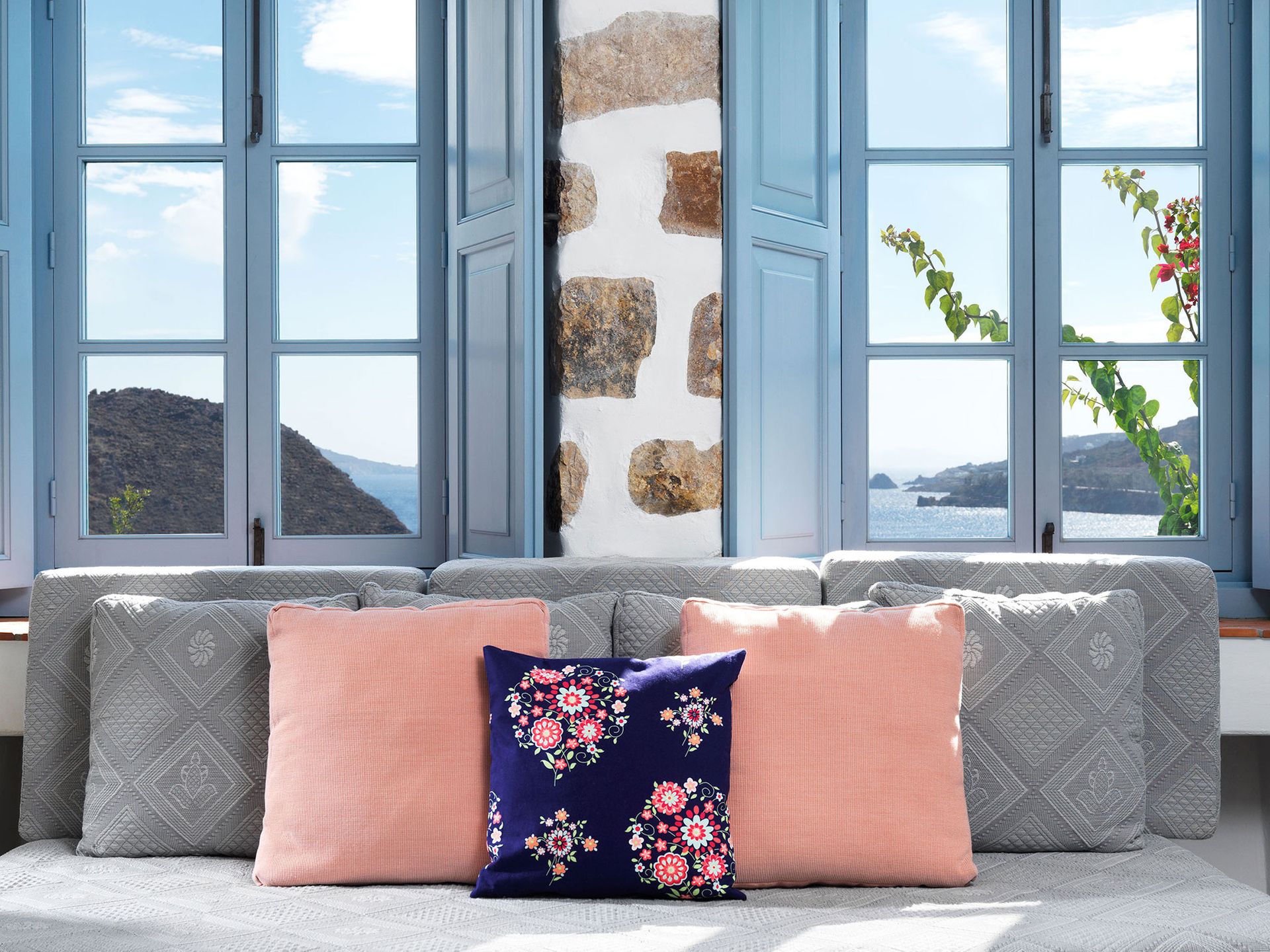 Three Bedroom Maisonette with Private Pool and Hammam | Sea View