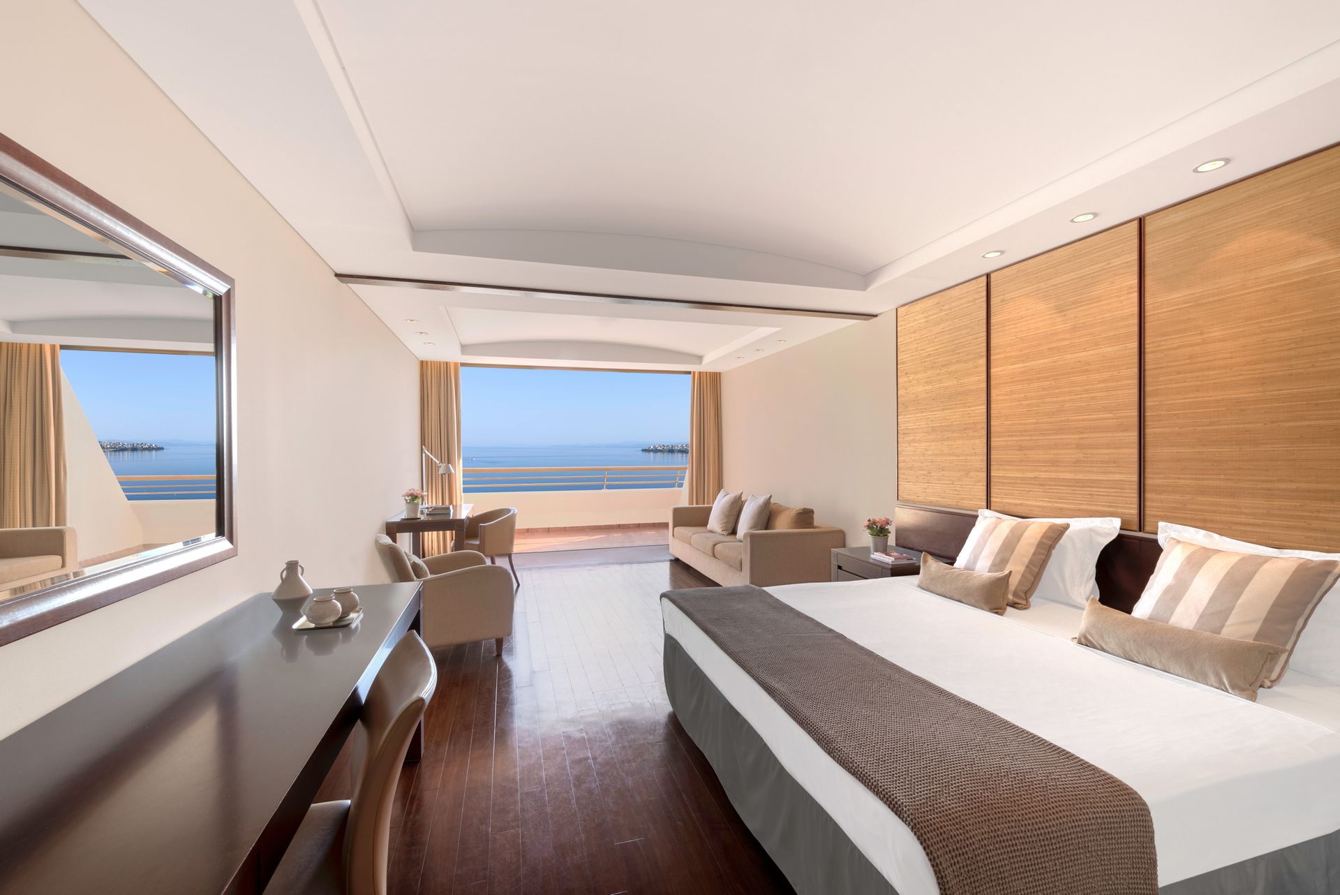 Junior Suite Sea or Marina View