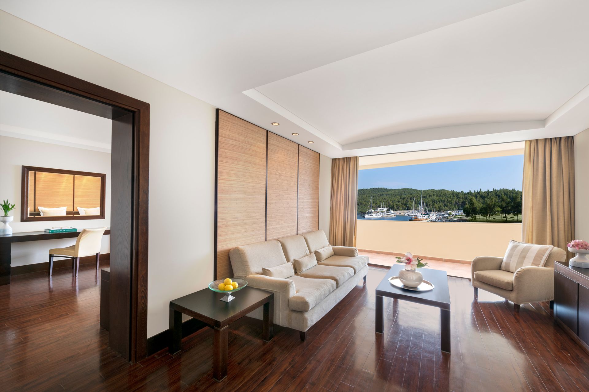 Superior Two Bedroom Suite Sea/Marina View