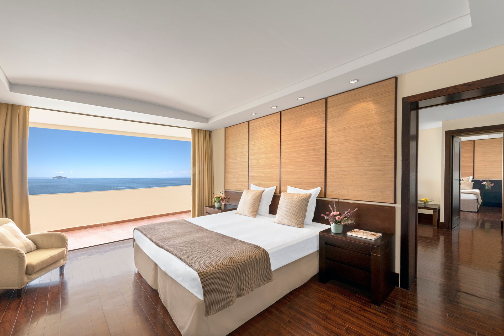 Superior Two Bedroom Suite Sea/Marina View