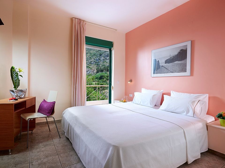 One Bedroom Apartment with Sea view