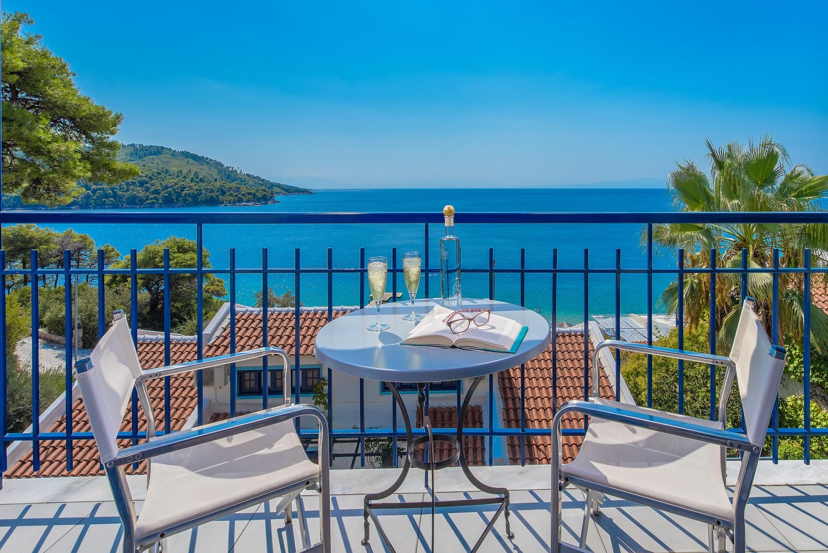 Twin or Double Room Sea View 21m²
