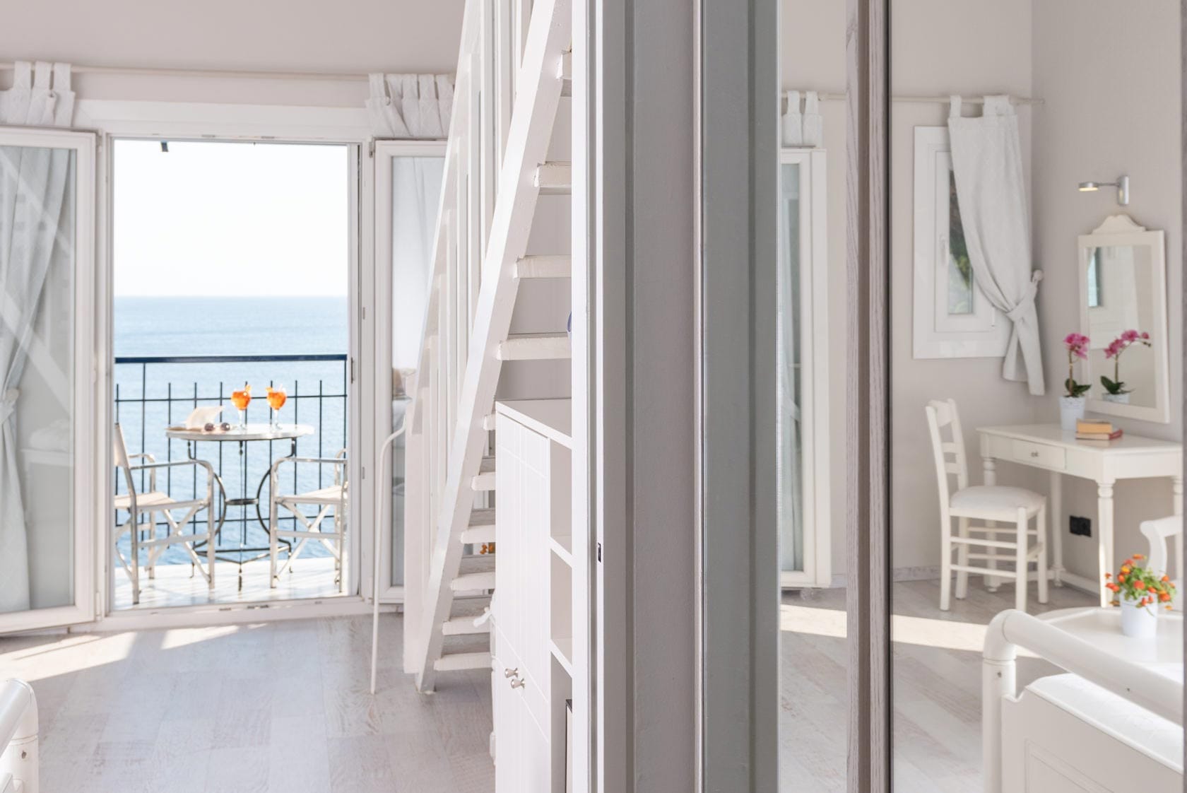 Sea View Maisonette 28m²
