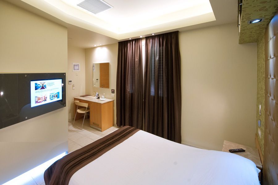 Single Room