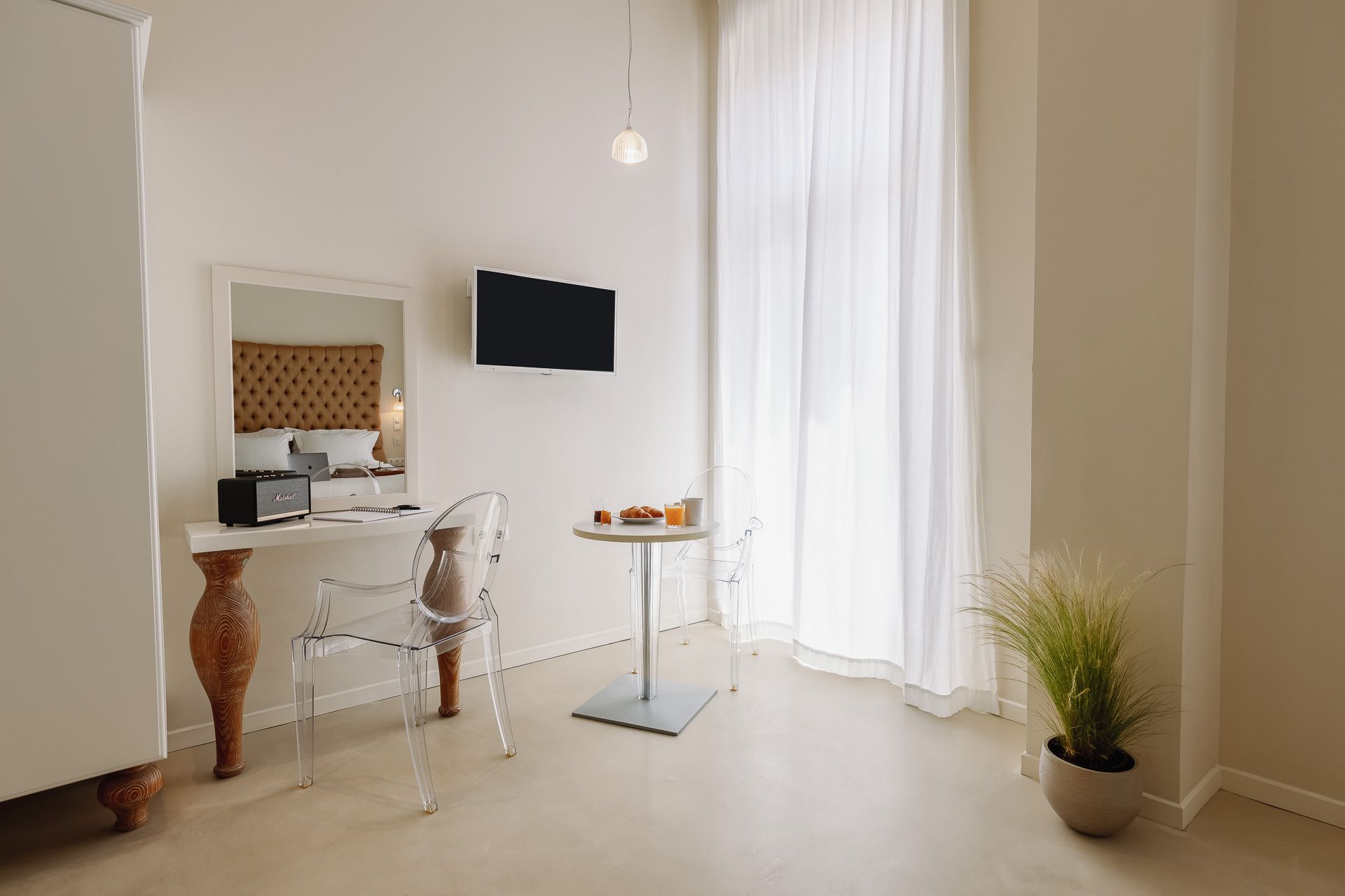 Superior Double Room with City Views