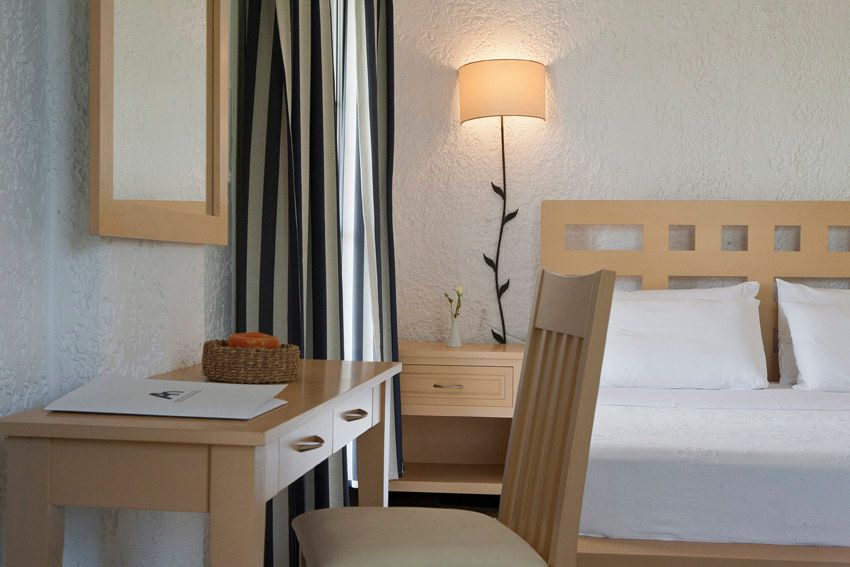 Interconnected Room with Side Sea View