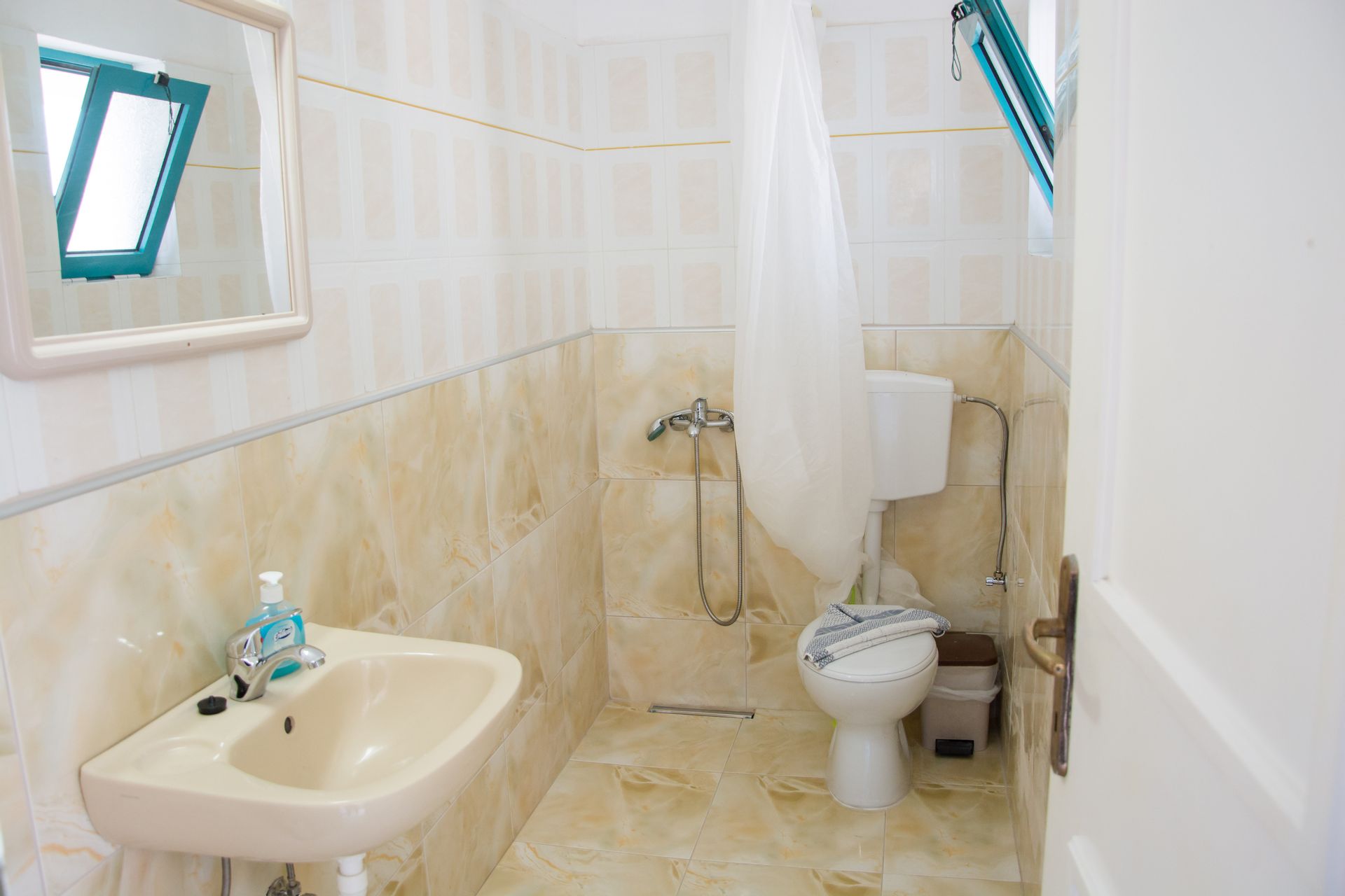 Sea View Family Apartment