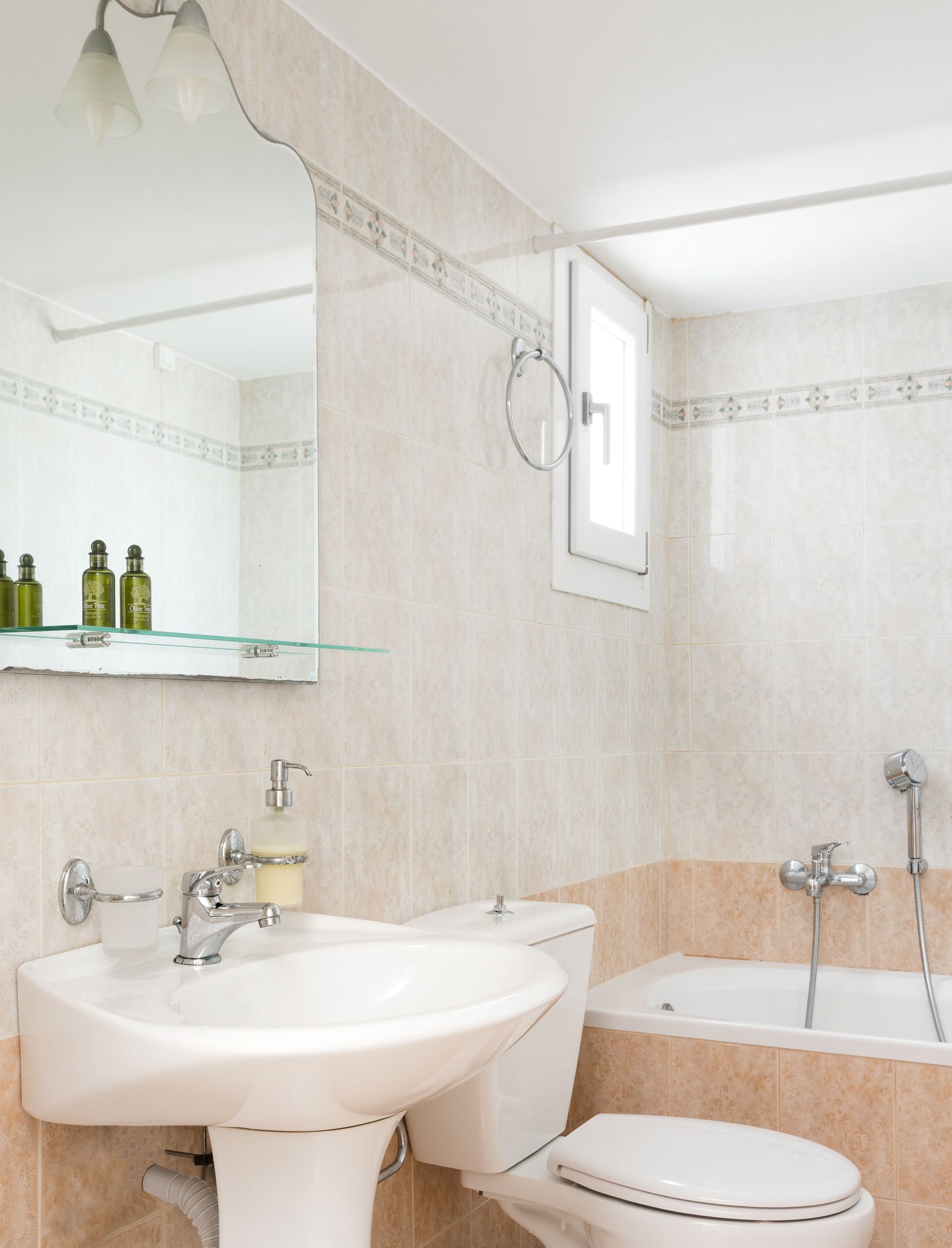 Deluxe Sea View Suite