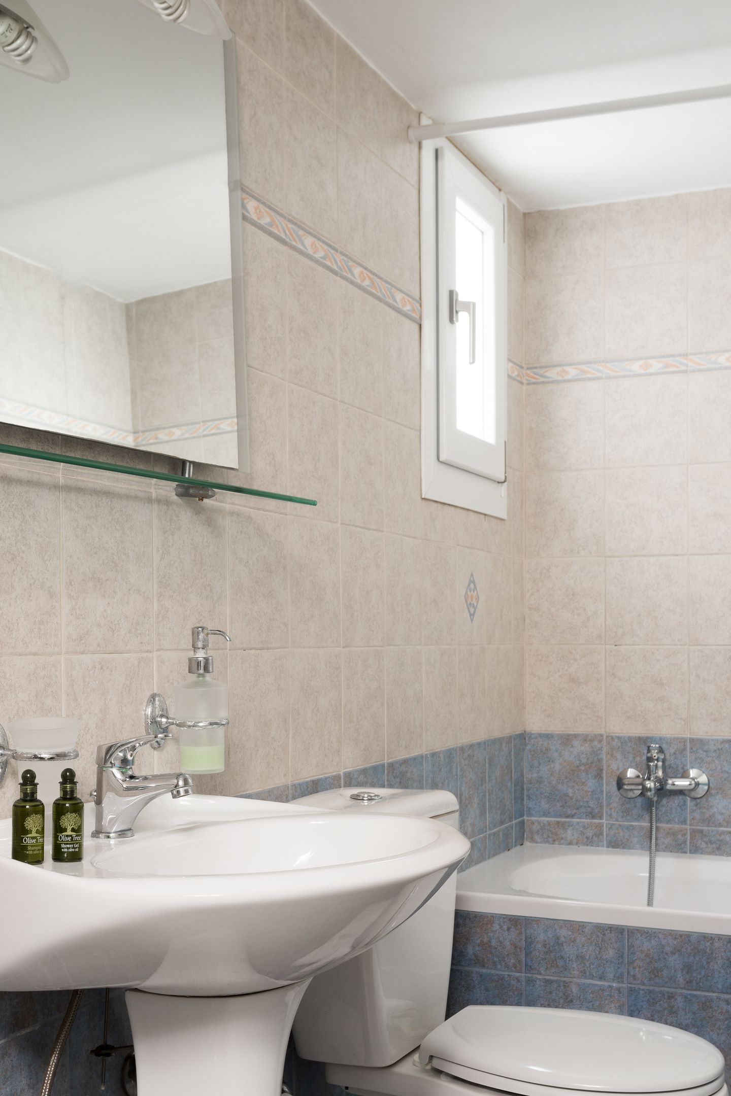 Signature Sea View Suite