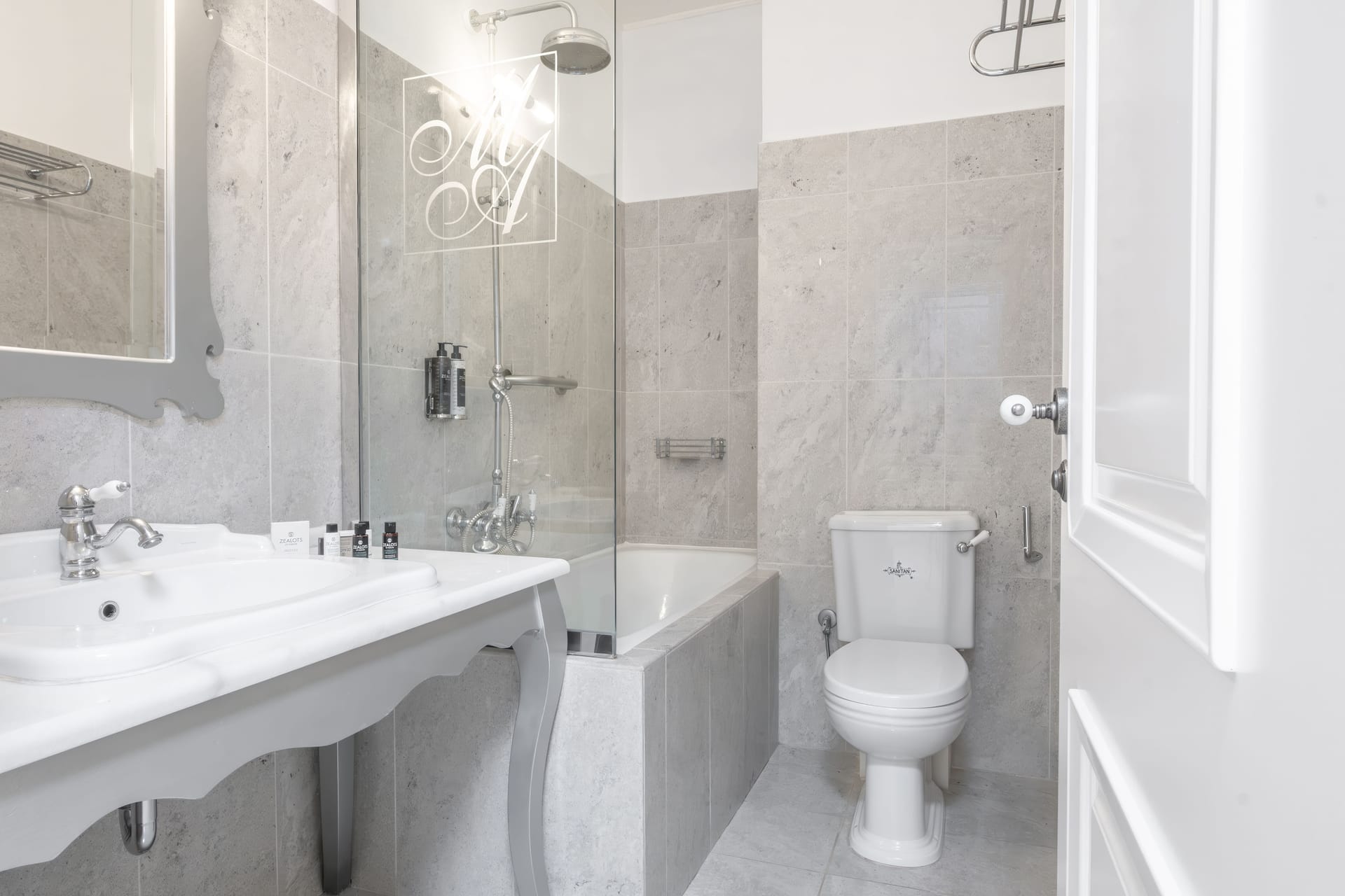 Deluxe Sea View Room