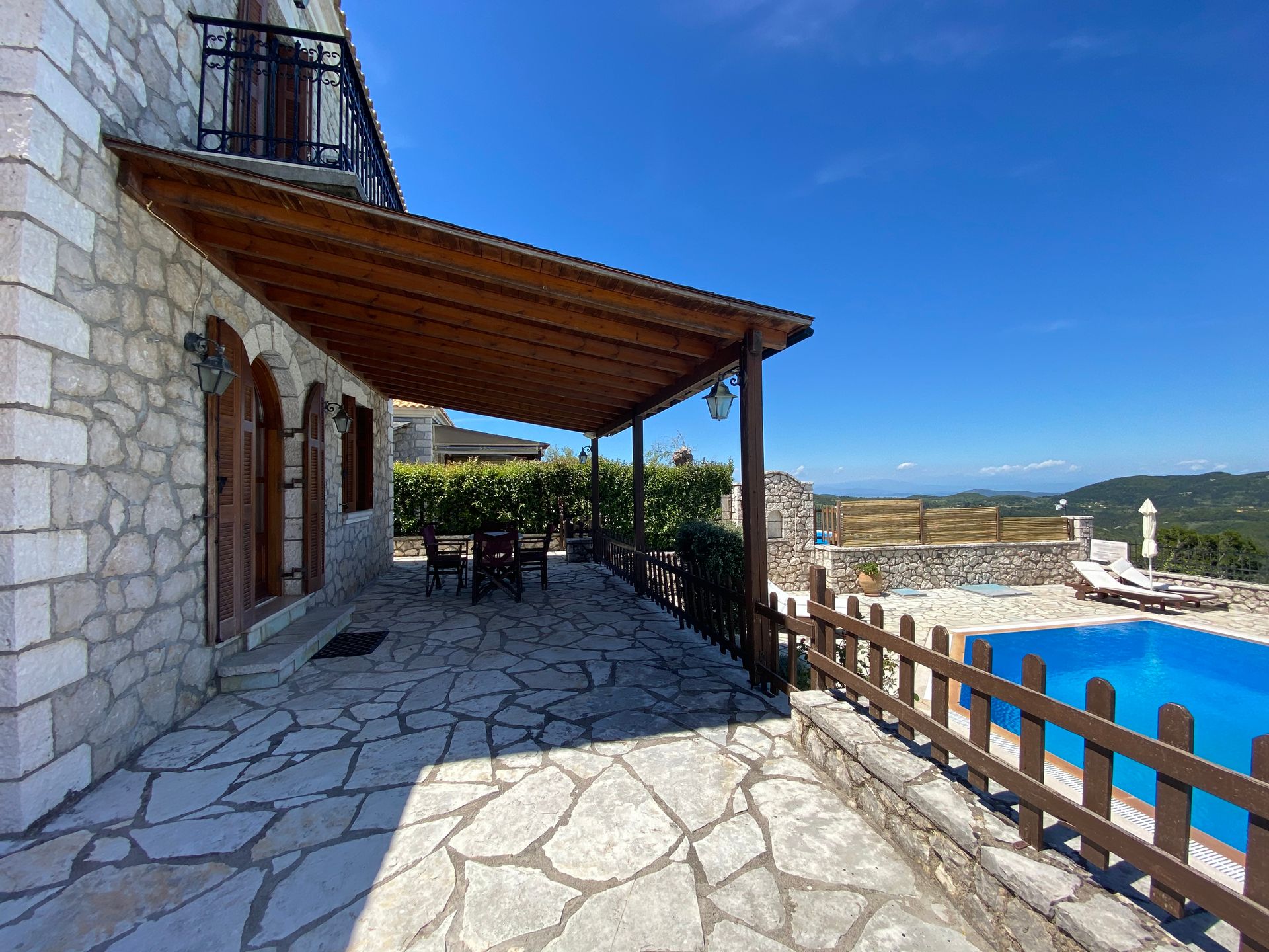 Executive Villa Madouri