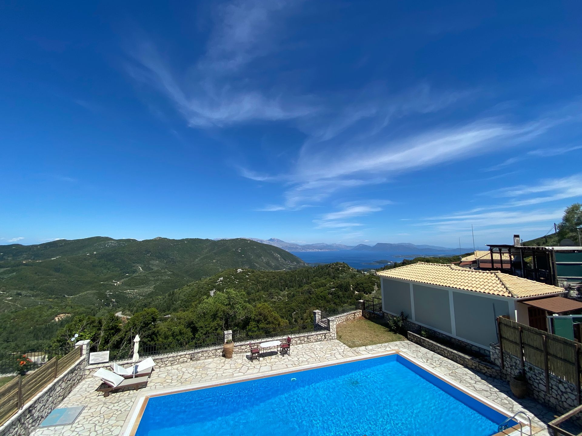 Executive Villa Madouri