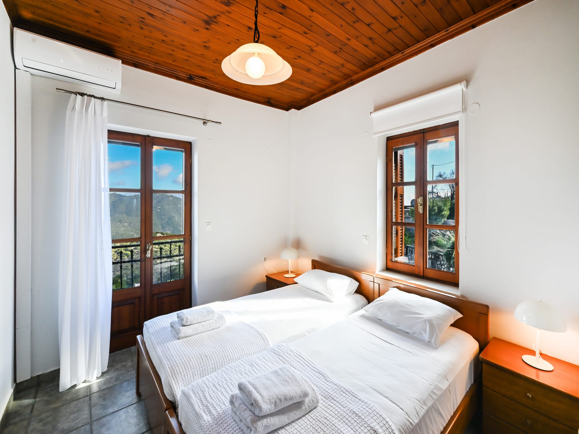 Executive Villa Madouri