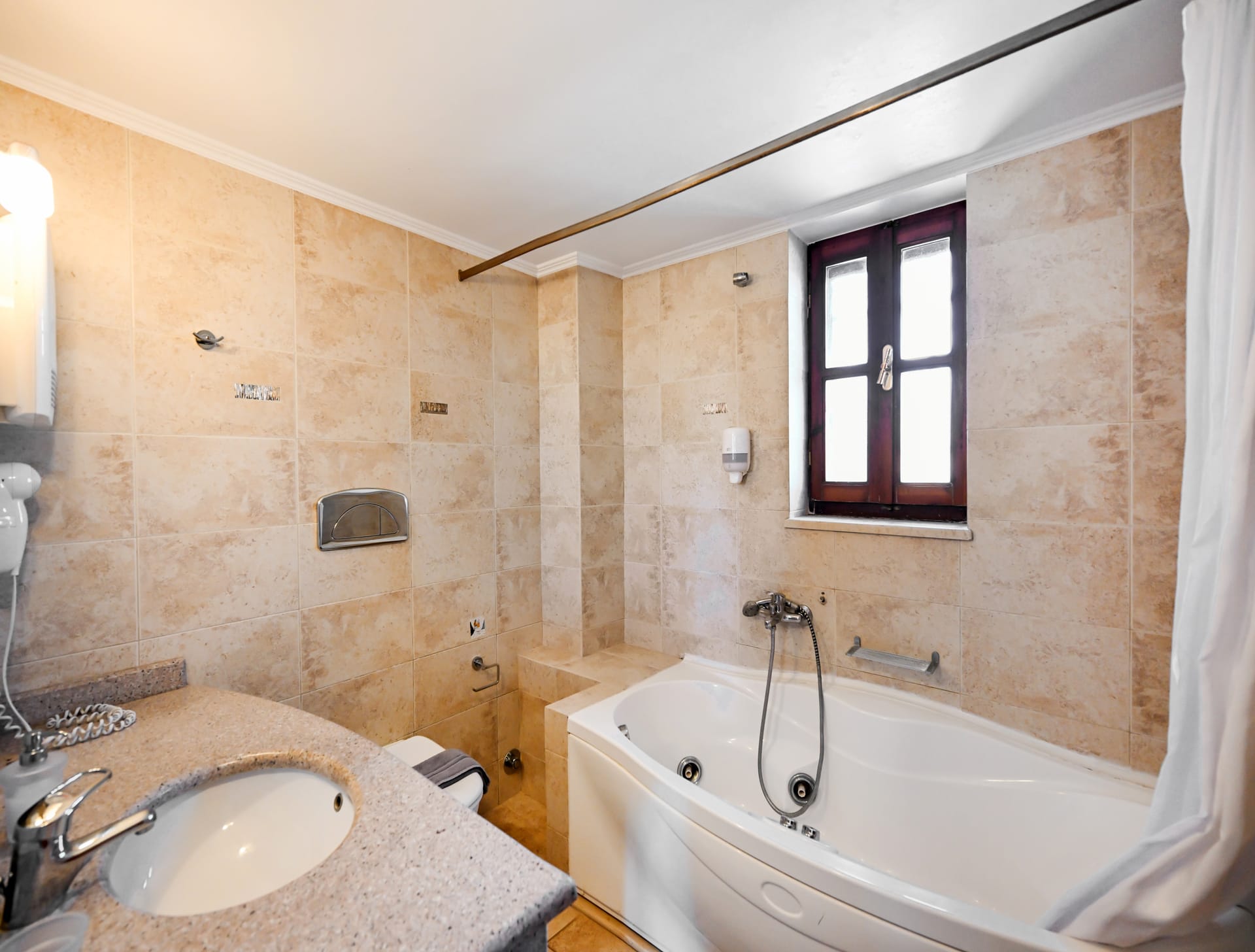 Executive Villa Madouri