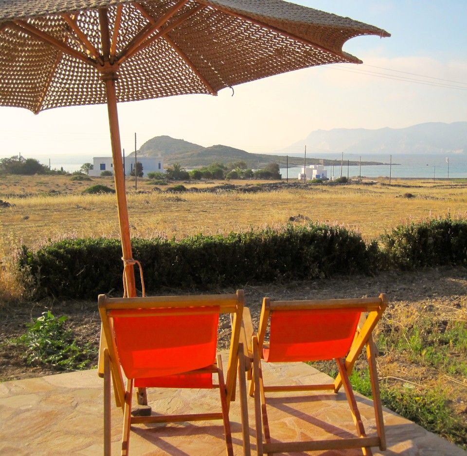 Studio (Semi-basement)