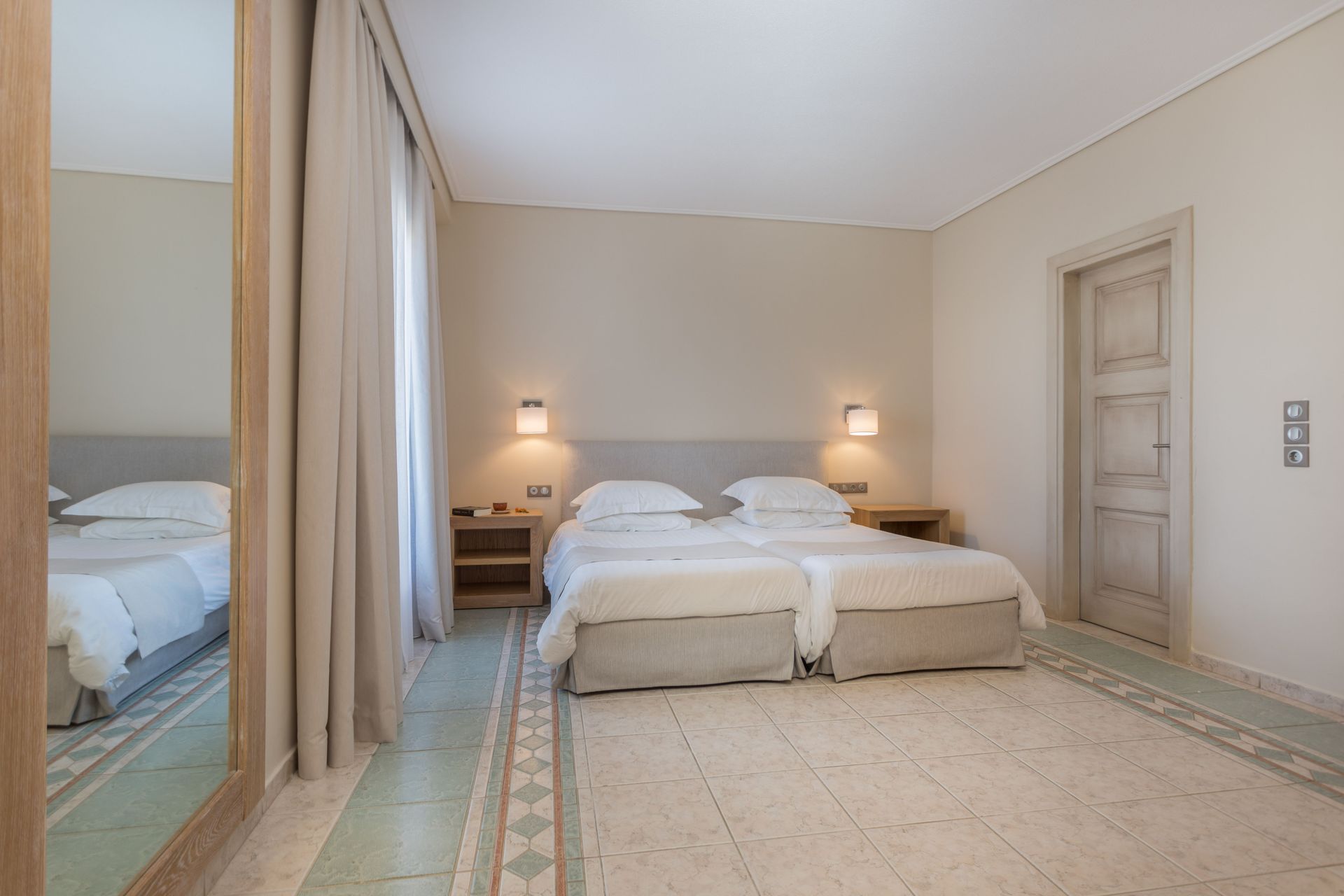 Family Suite (2 interconnecting double rooms)