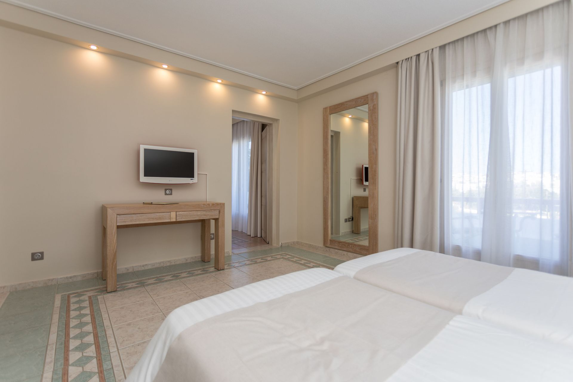Family Suite (2 interconnecting double rooms)