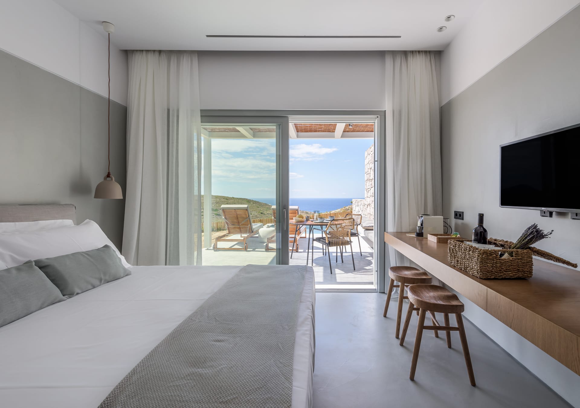 Honeymoon Suite with Private Pool