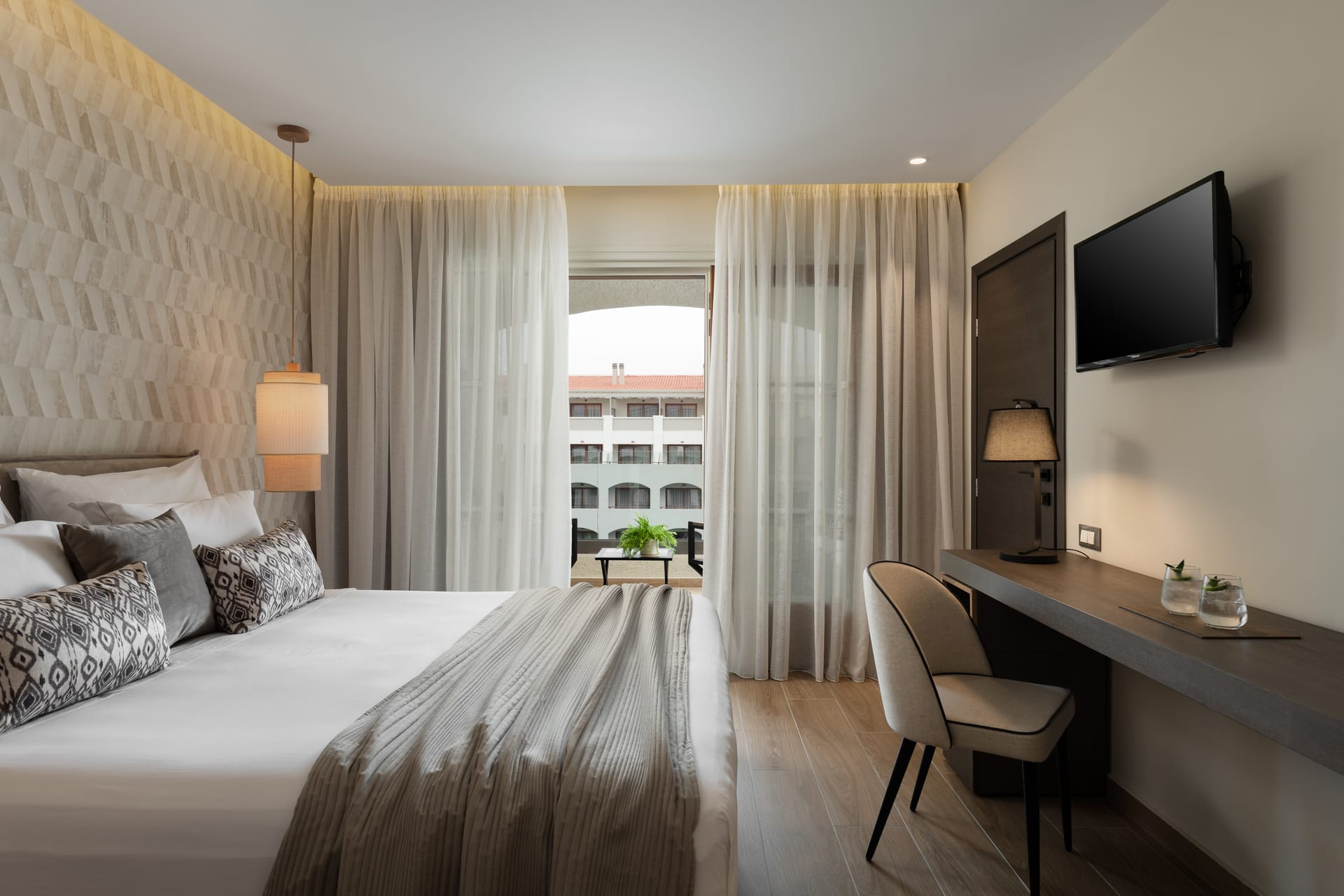 Superior Room Pool View