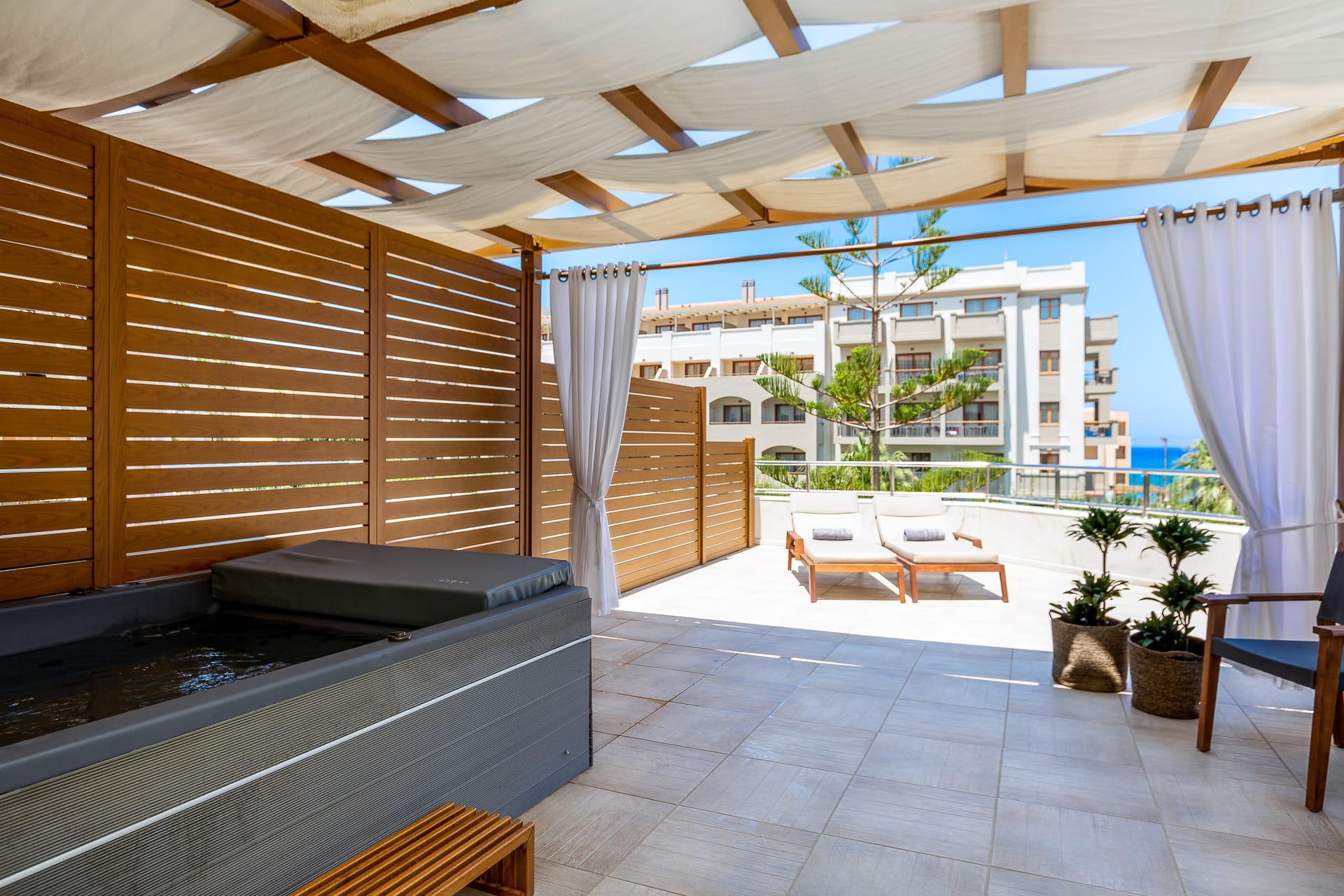 Premium Family Suite with Outdoor Jetted Tub