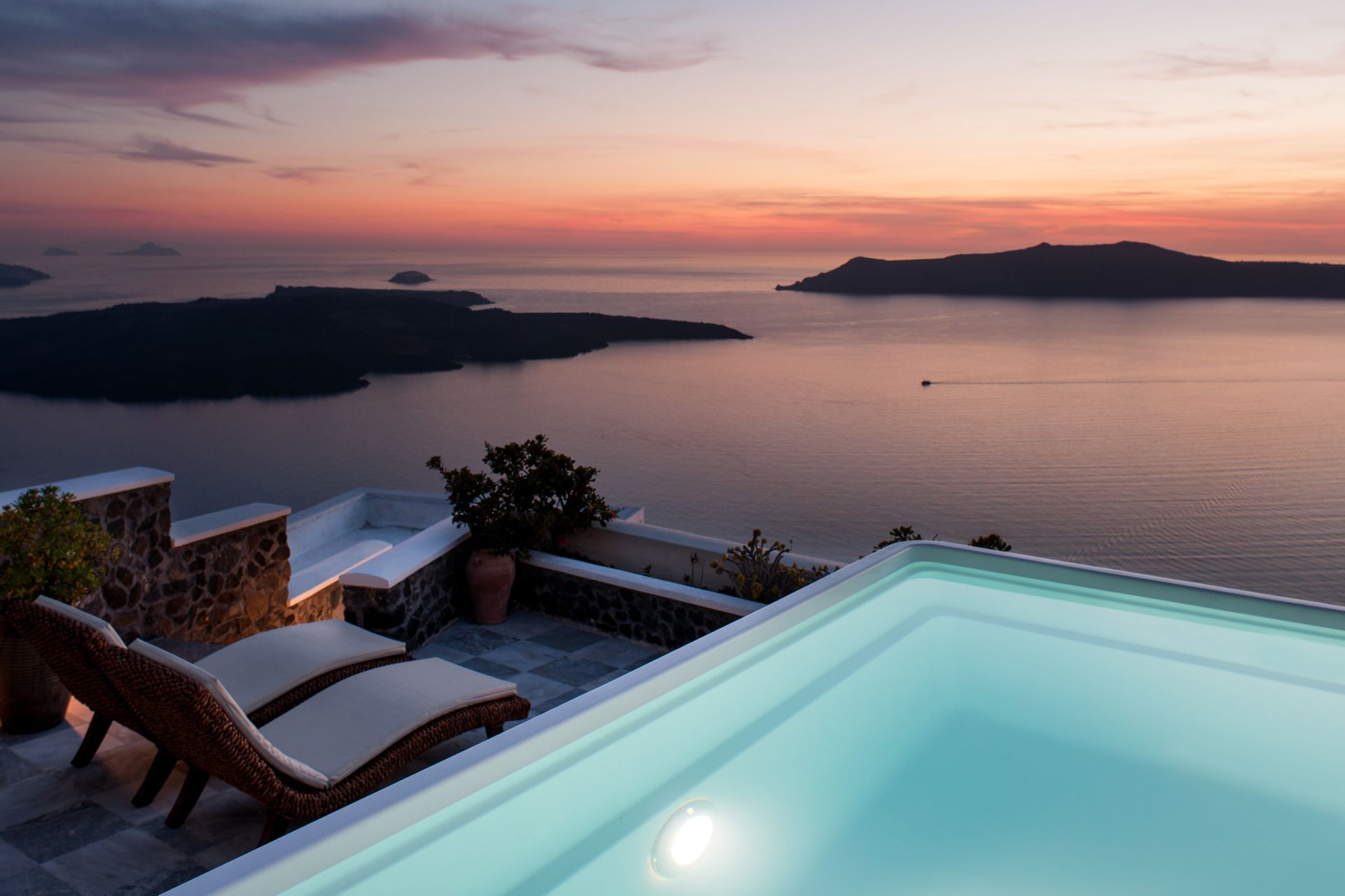 Grand Villa with Outdoor Private Pool