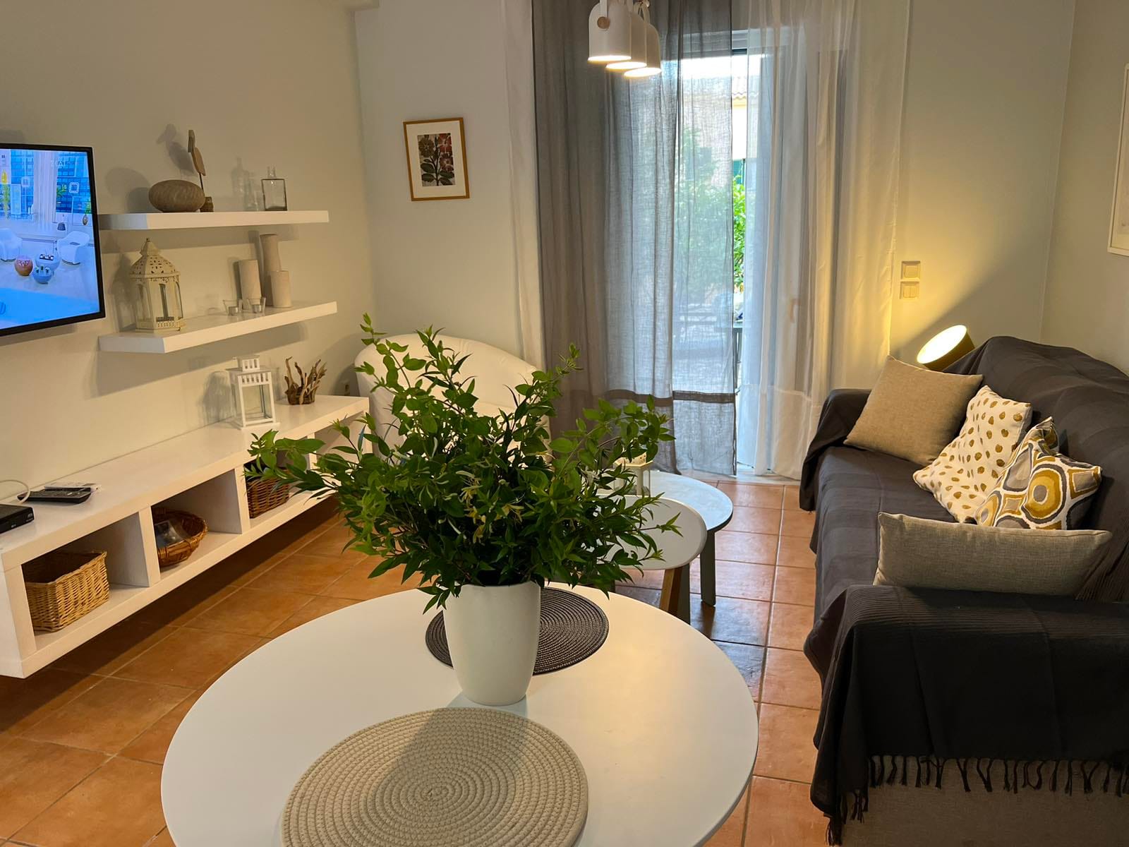 One Bedroom Apartment