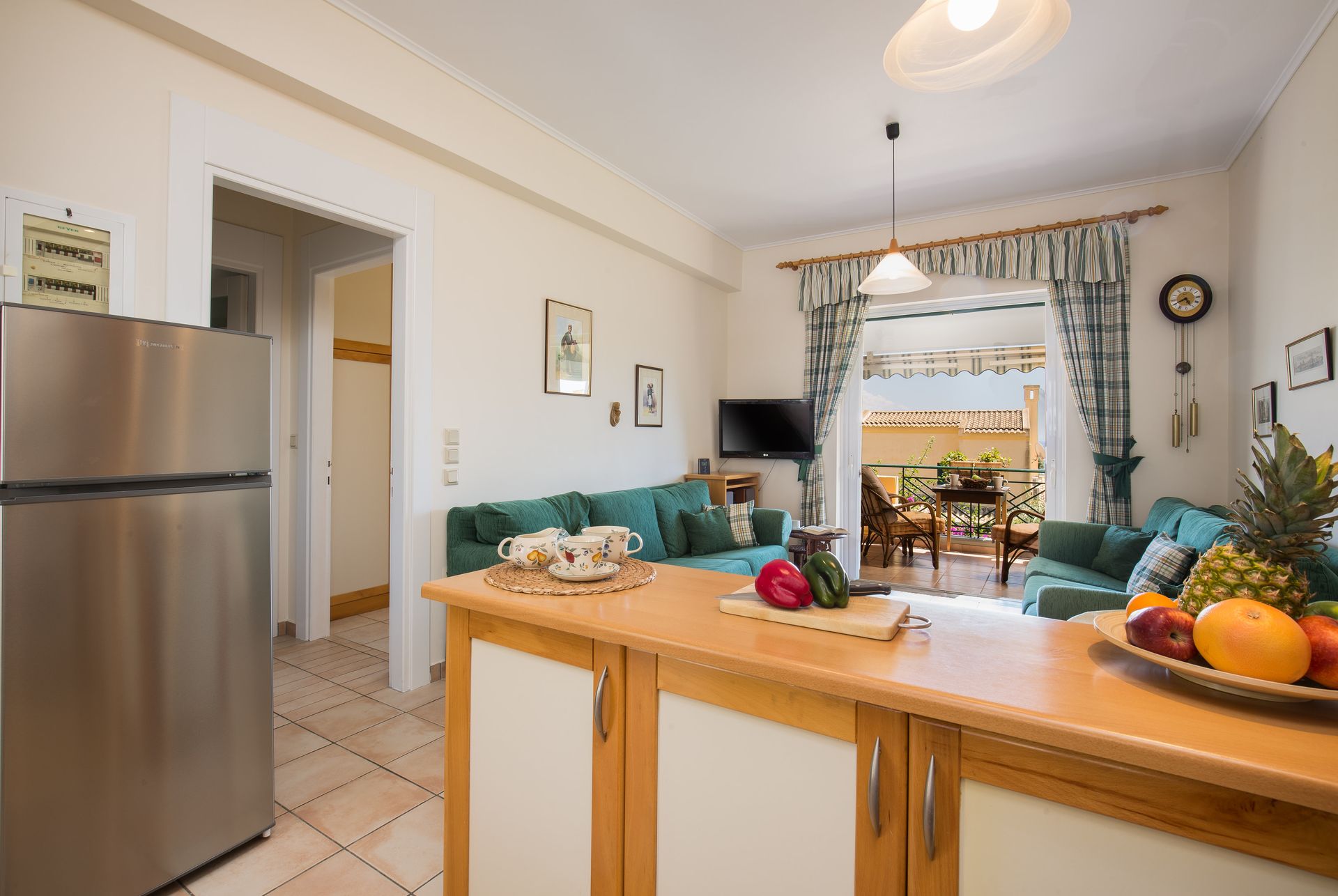 One Bedroom Apartment Sea View