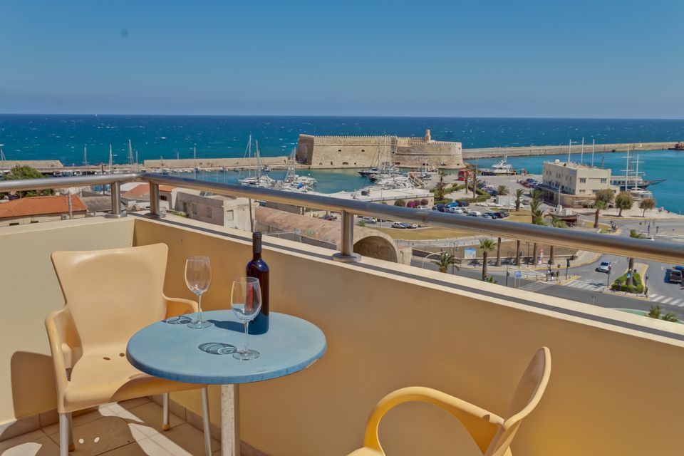 Executive Double Sea View Room (1-2) pax