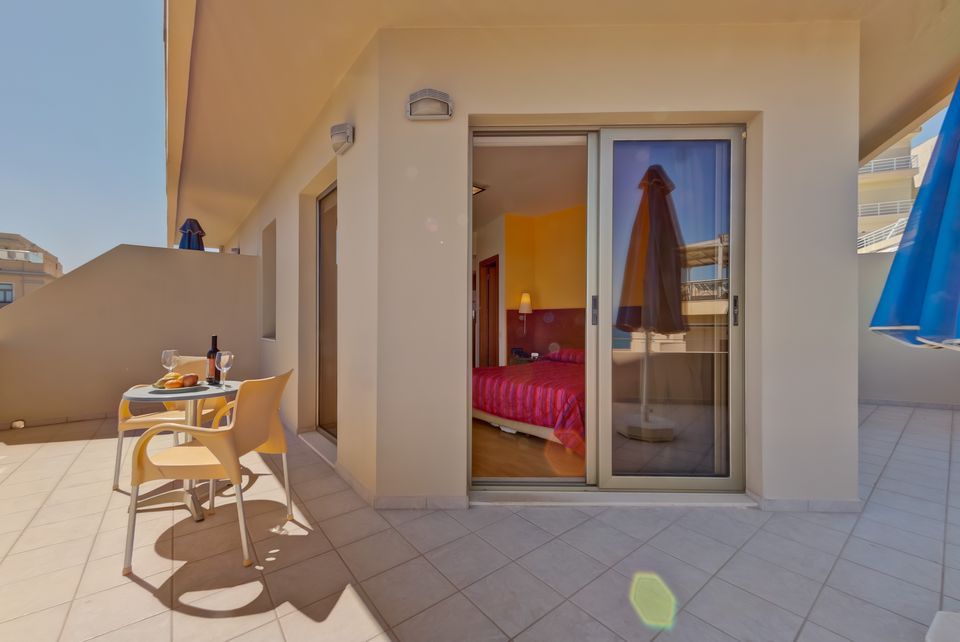 Executive Double Sea View Room (1-2) pax