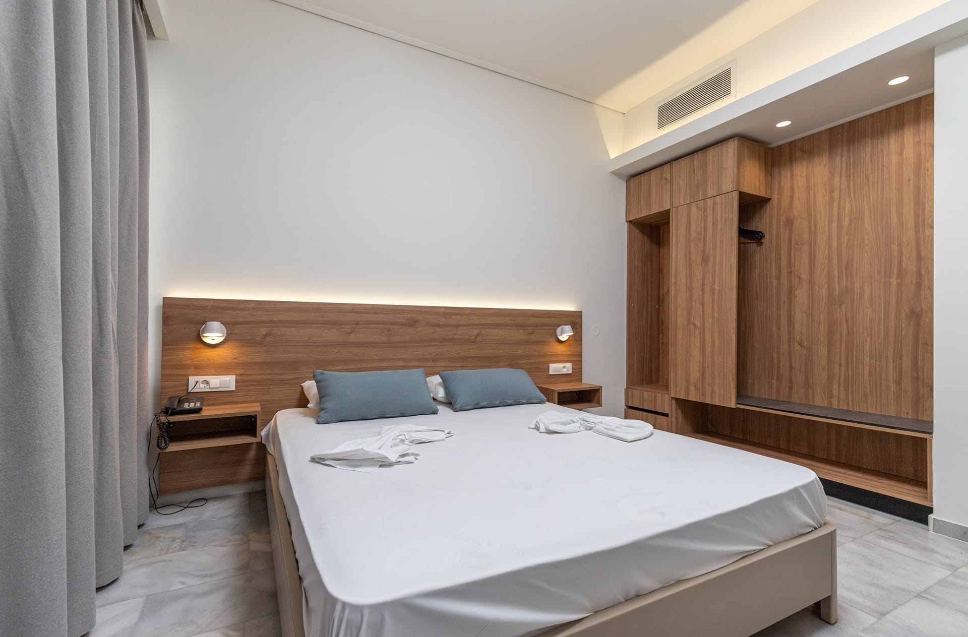 2 Bedroom Apartment Sea View