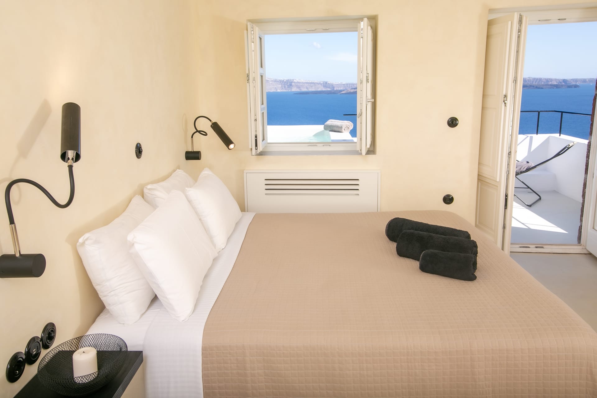 Platis Deluxe Room with Outdoor Hot Tub