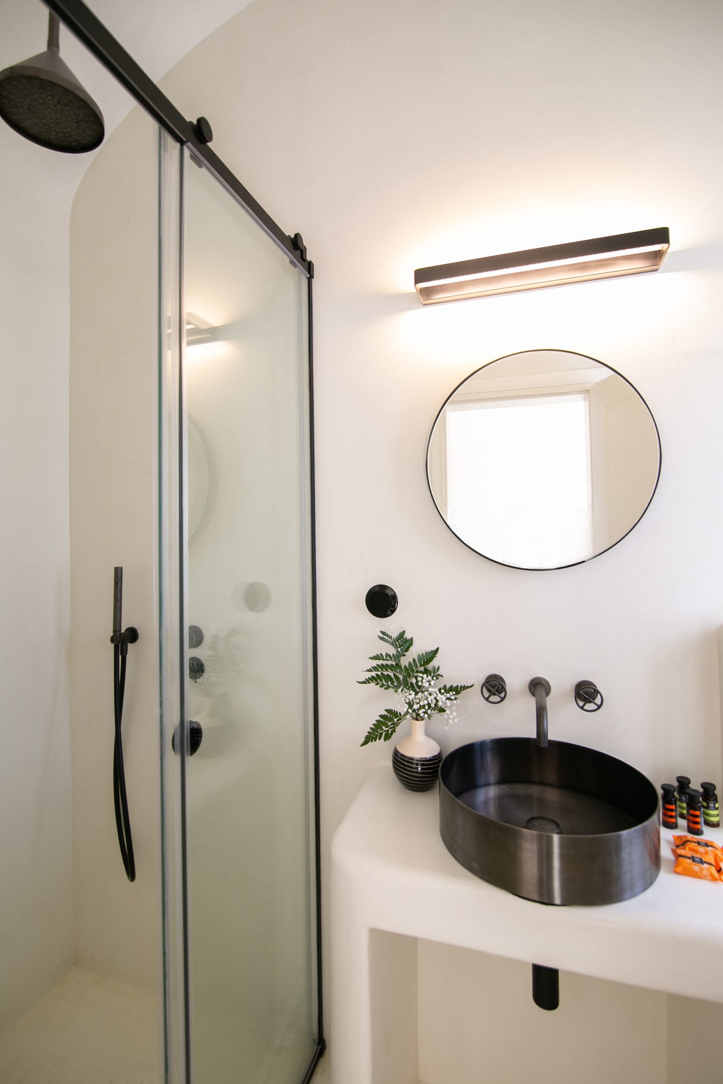 Platis Deluxe Room with Outdoor Hot Tub