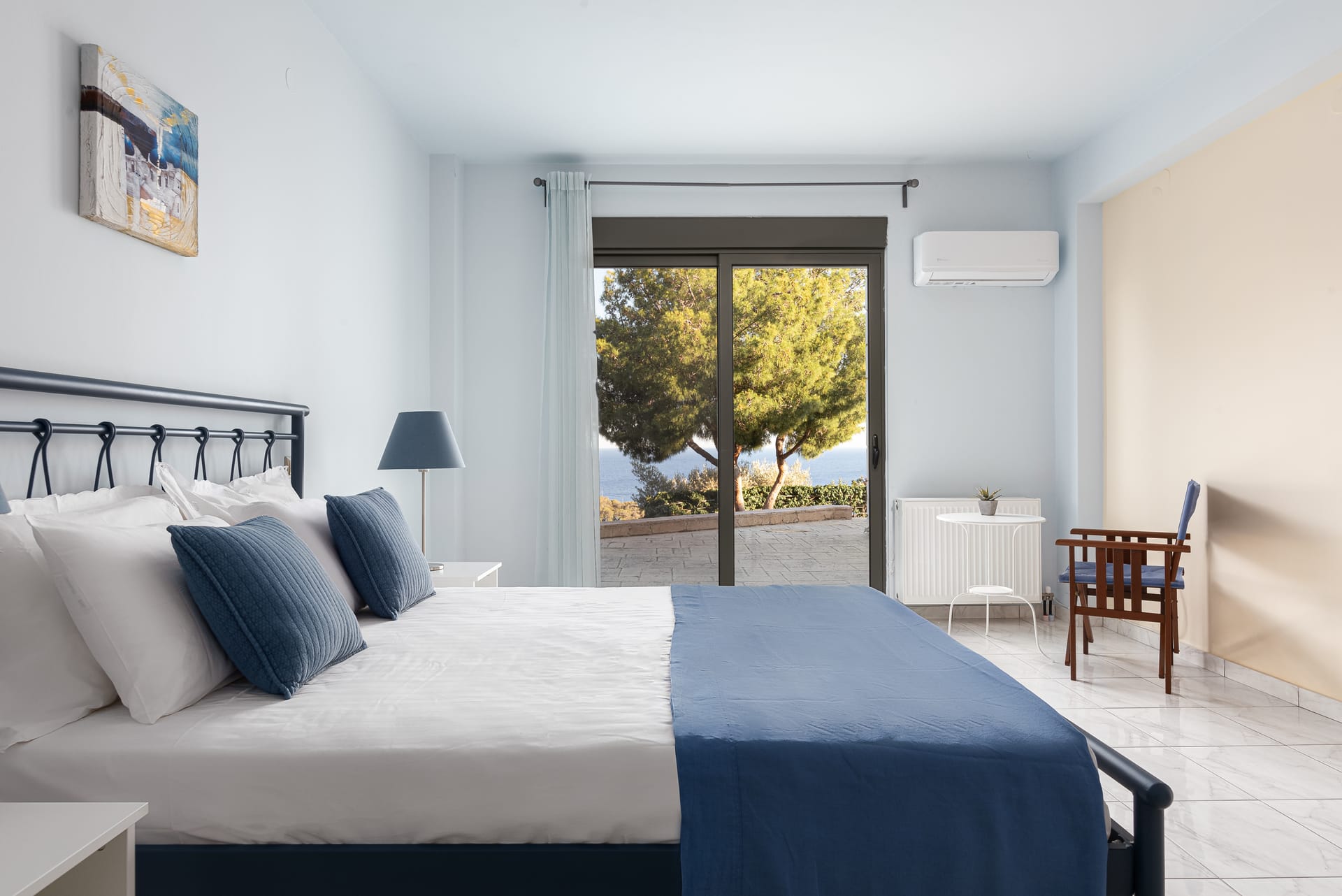 Aphaias Residence One