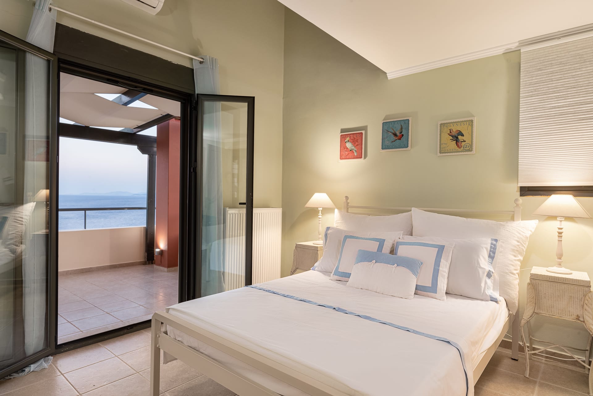 Aphaias Residence One