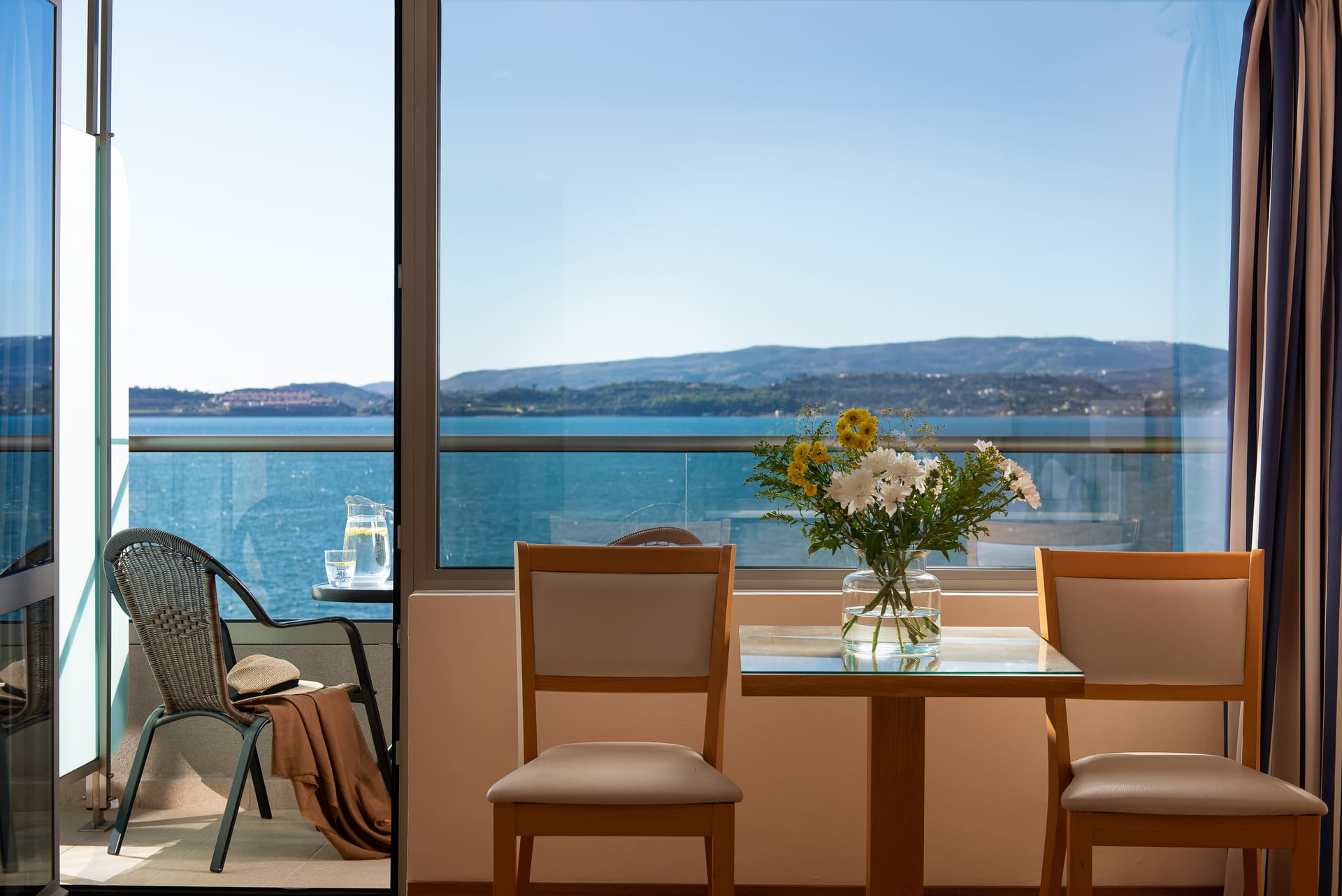 Double/Twin Room with Sea View