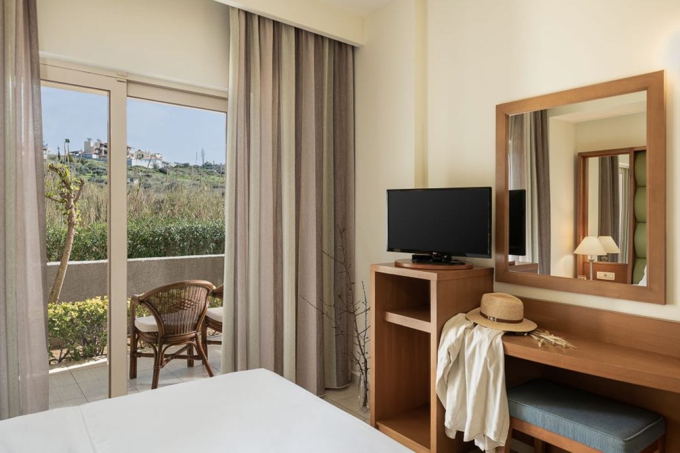 Inland View Suite