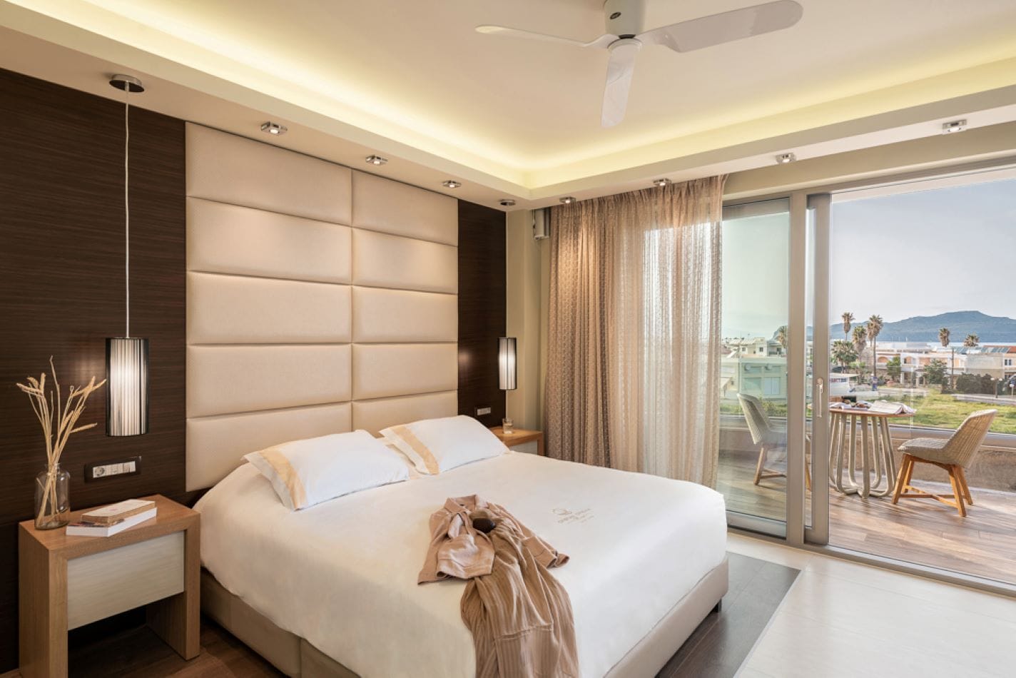 Luxury Maisonette with Private Pool Sea View