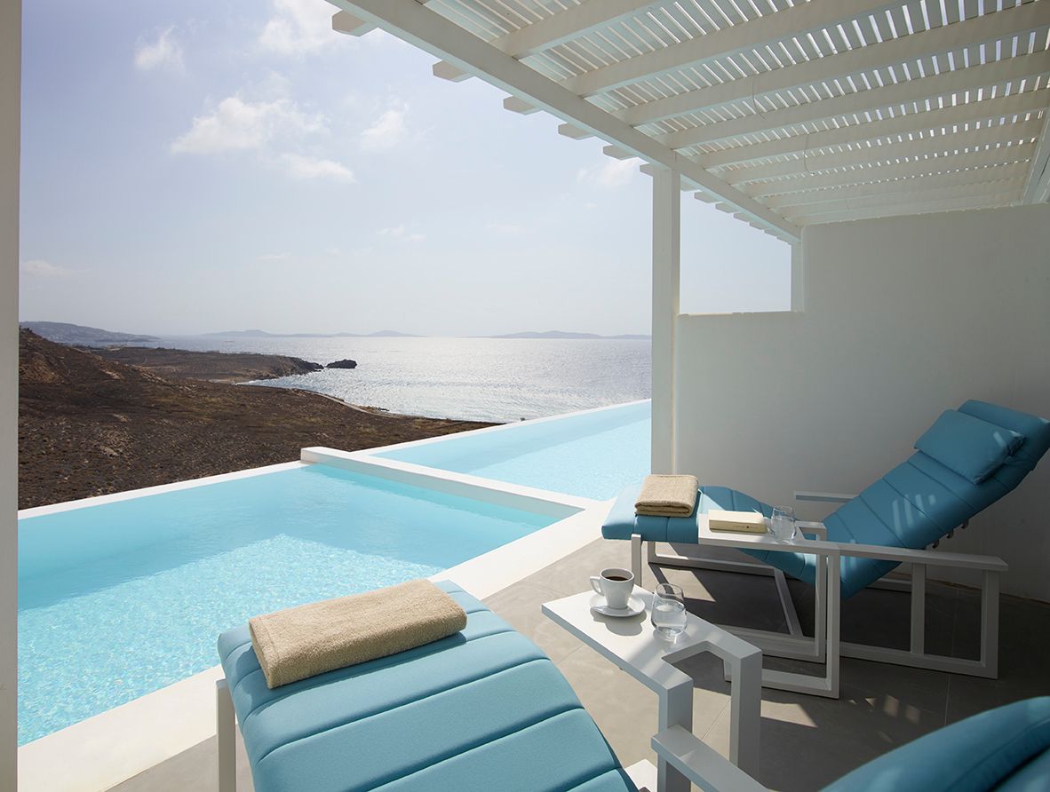 Premium Sea View Suite with Private Pool – 32 m²