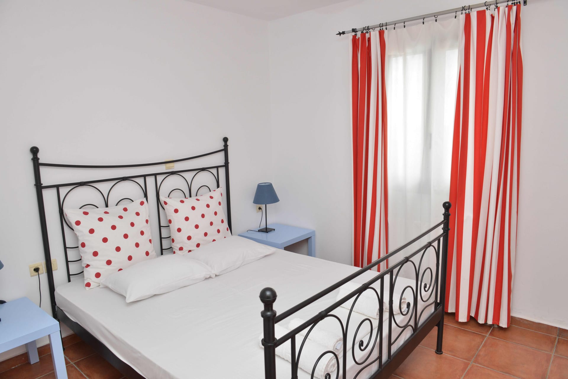 Two Bedroom Apartment - Town and Sea View