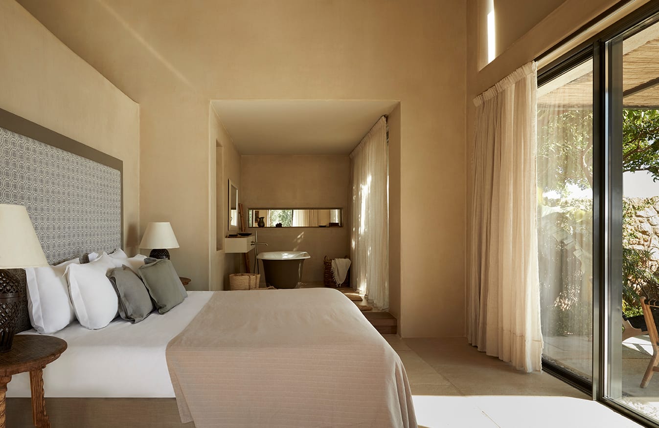 SUITE 100